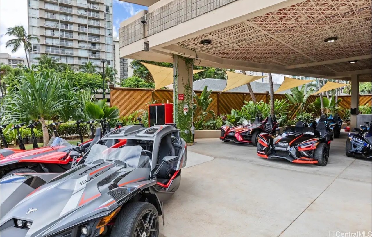Hawaiian Monarch Condominium