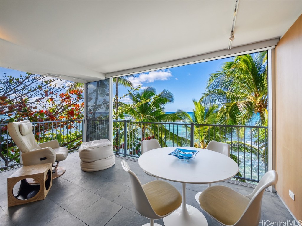 3015 Kalakaua Avenue 401