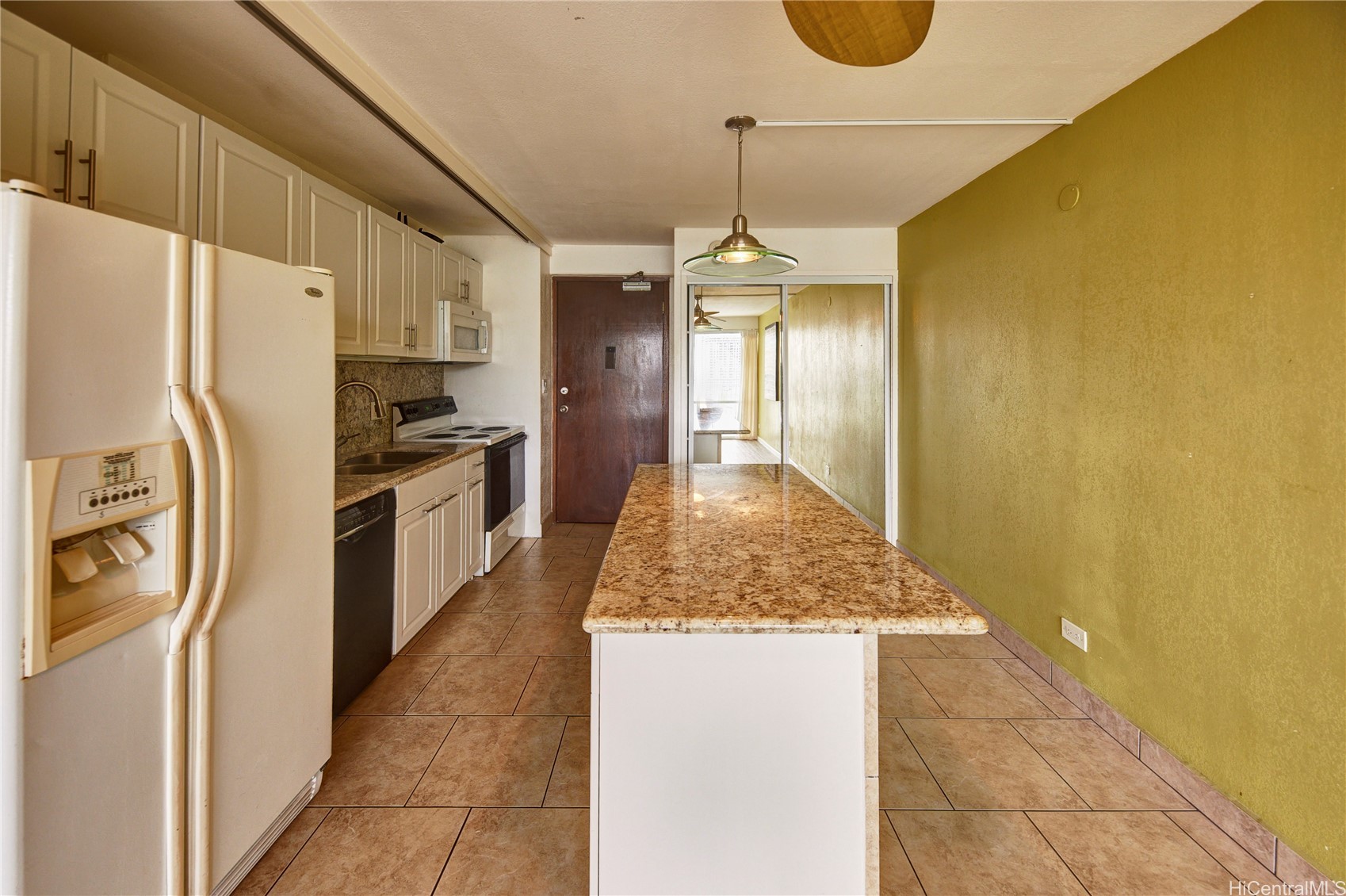 1655 Makaloa Street 1807