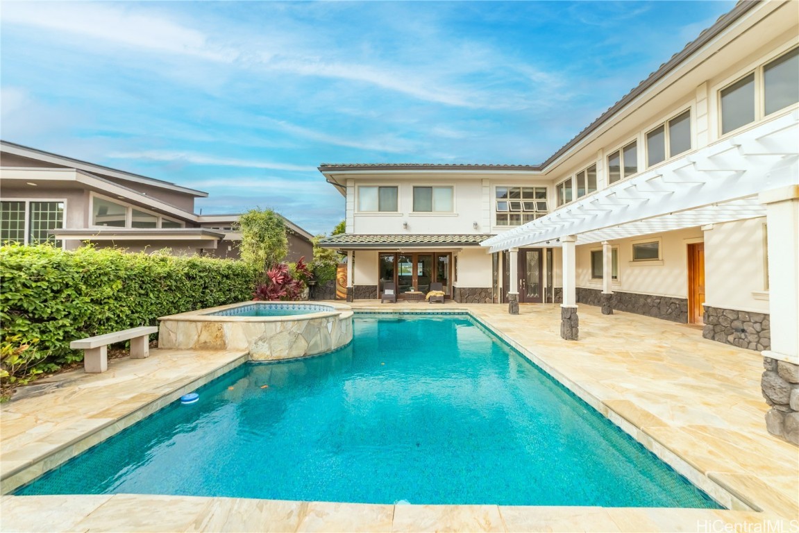 Honolulu Home Residence