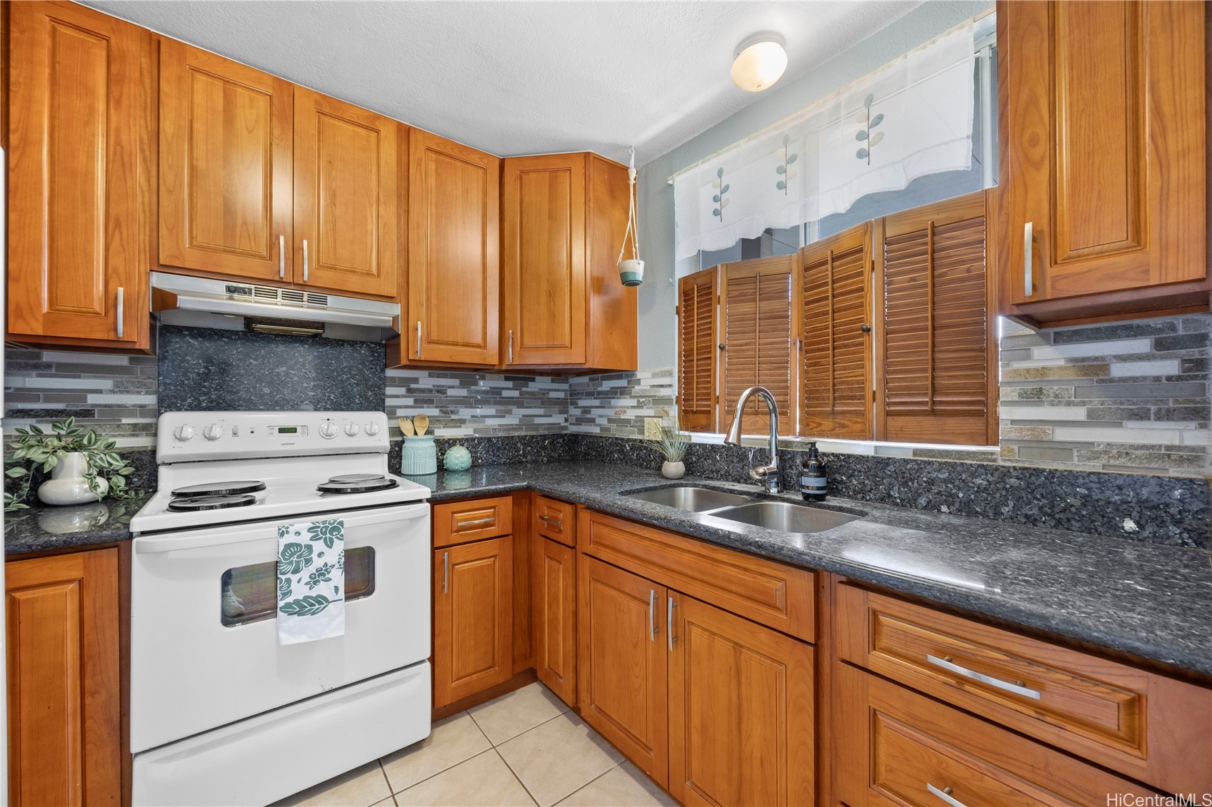 95-658 Hanile Street C201