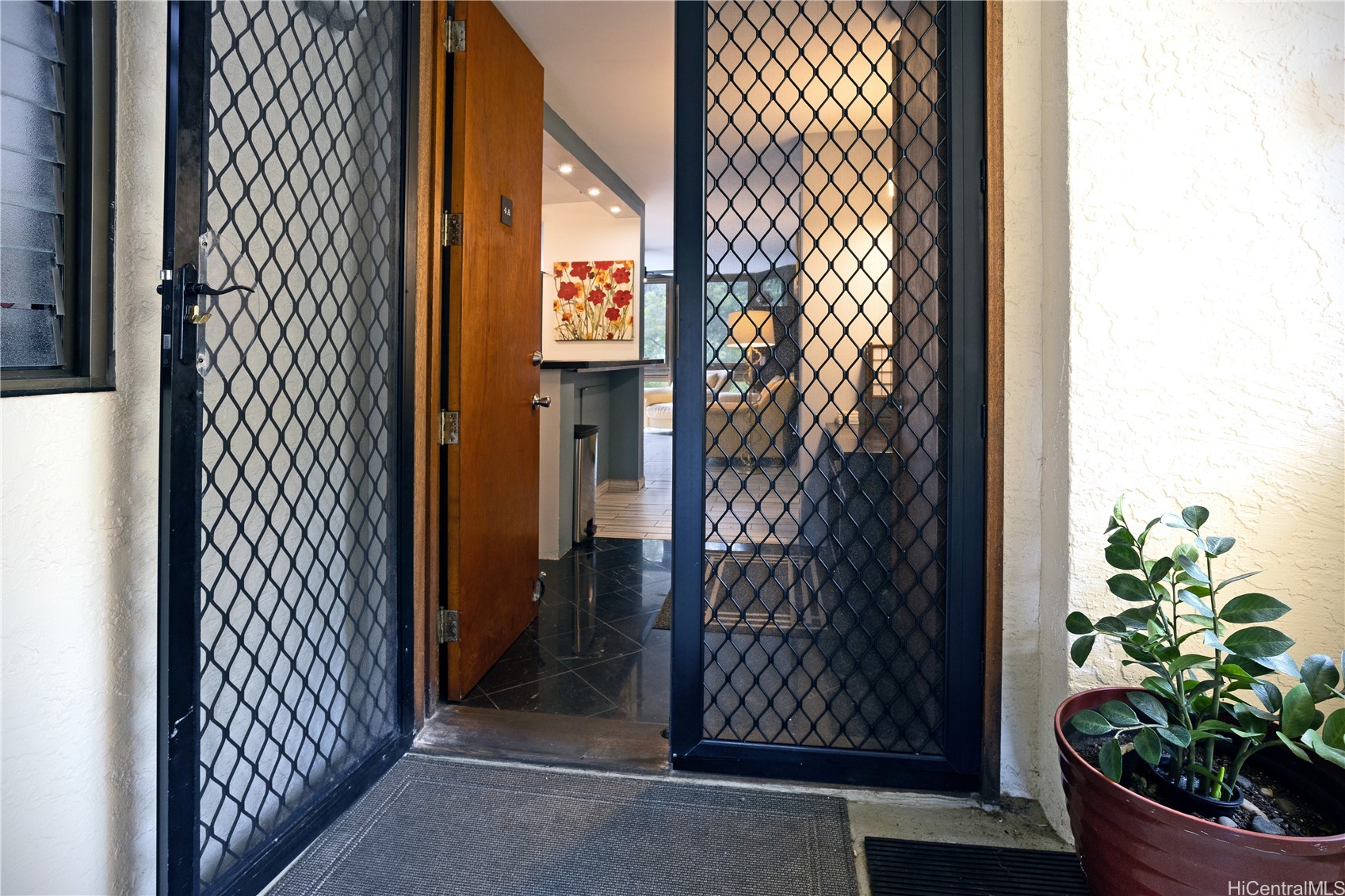 531 Hahaione Street 2-4A