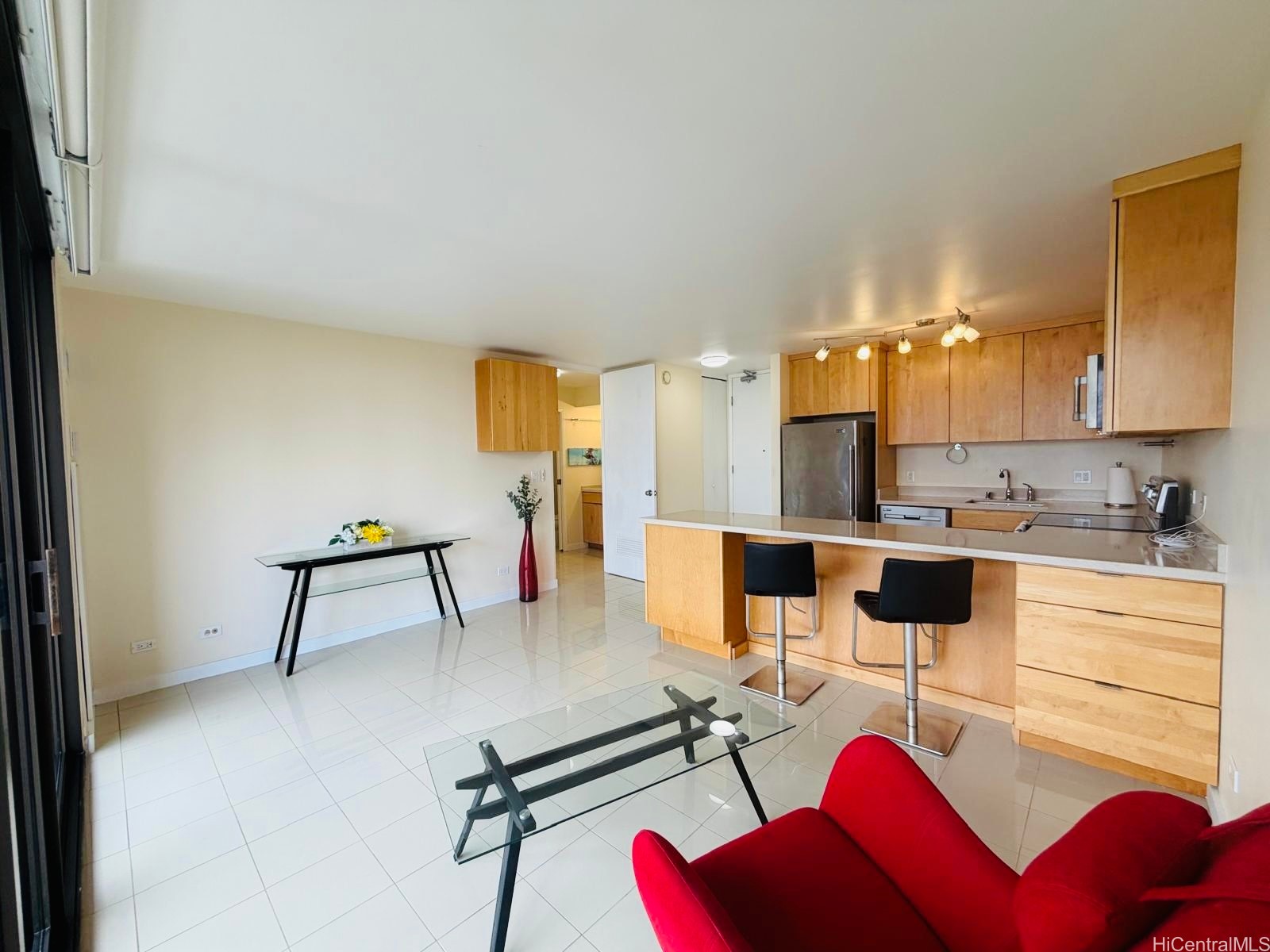 411 Hobron Lane 1510