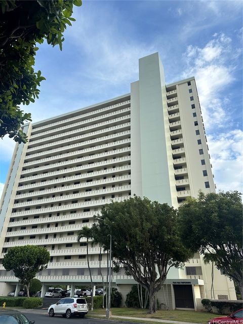 Photo of 1160 Ala Napunani Street #1104, Honolulu, HI 96818 (MLS # 202602040)