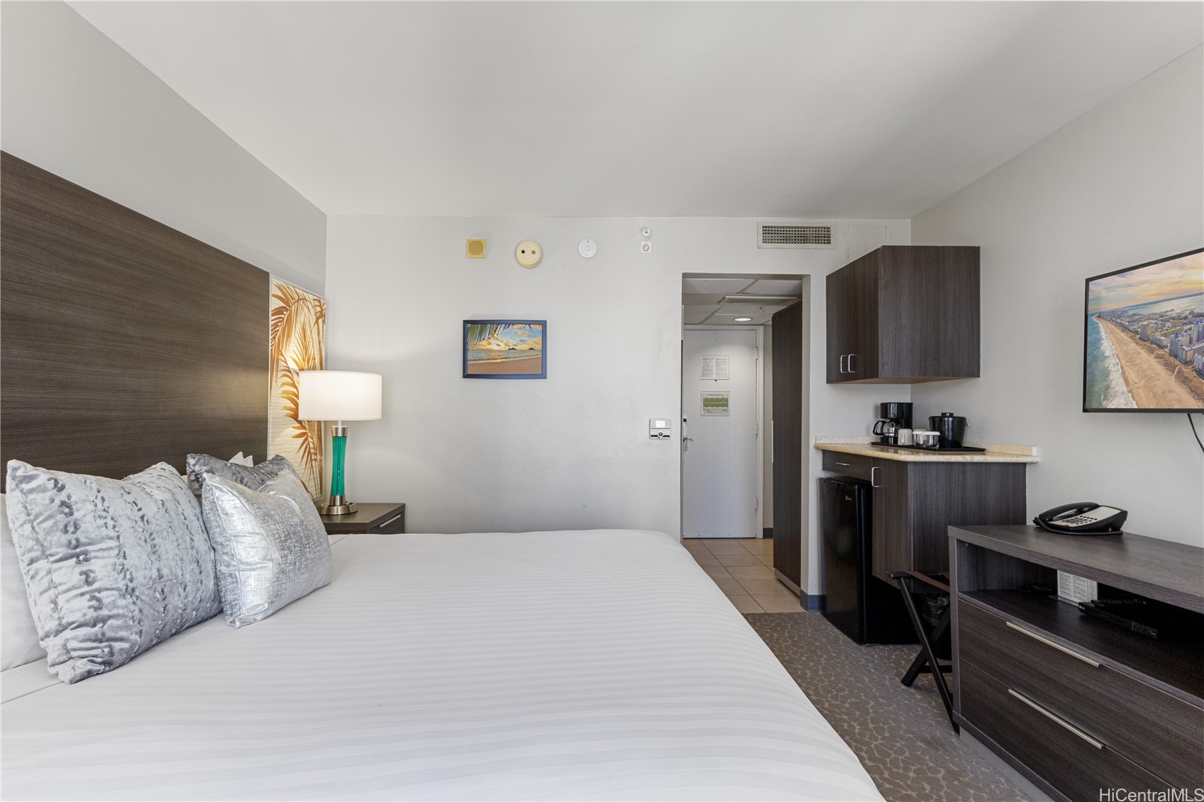 1850 Ala Moana Boulevard 703