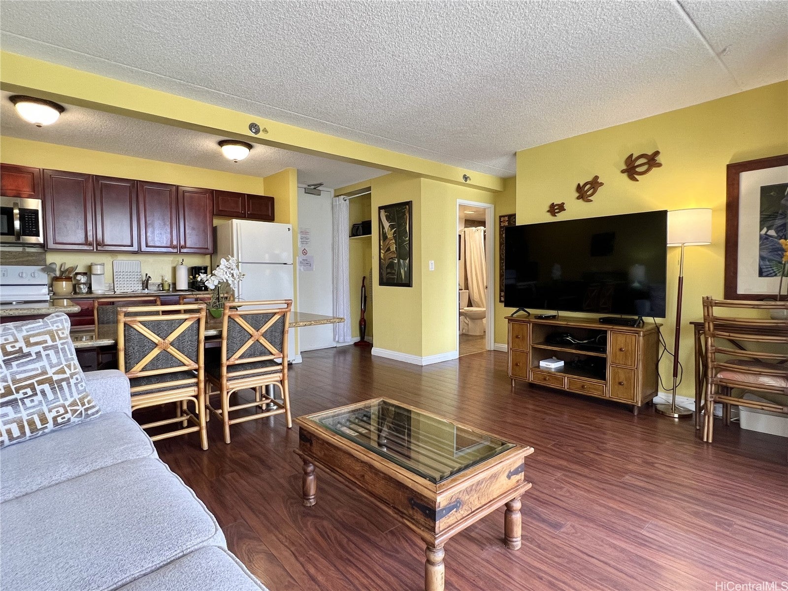 229 Paoakalani Avenue 812