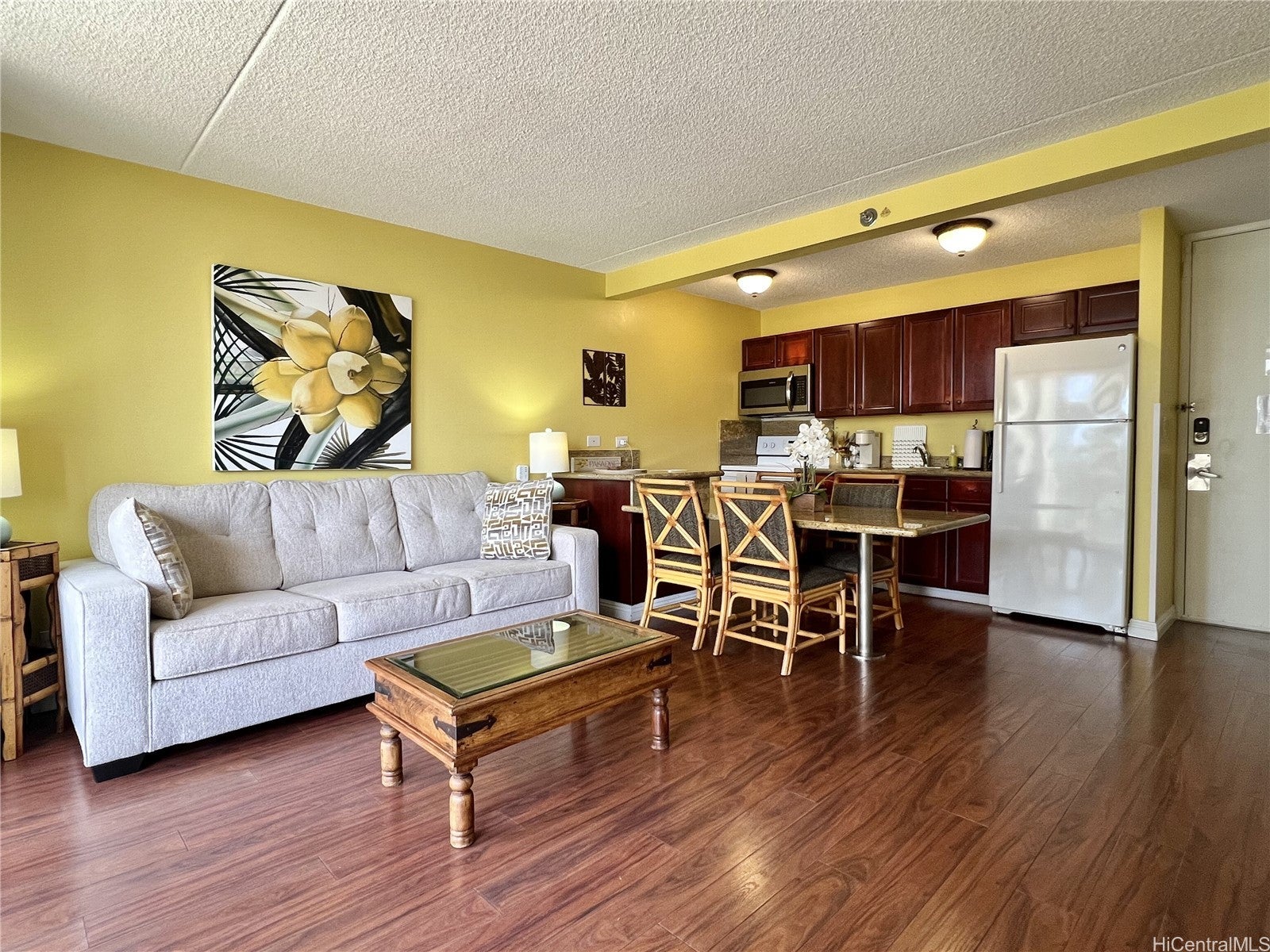 229 Paoakalani Avenue 812