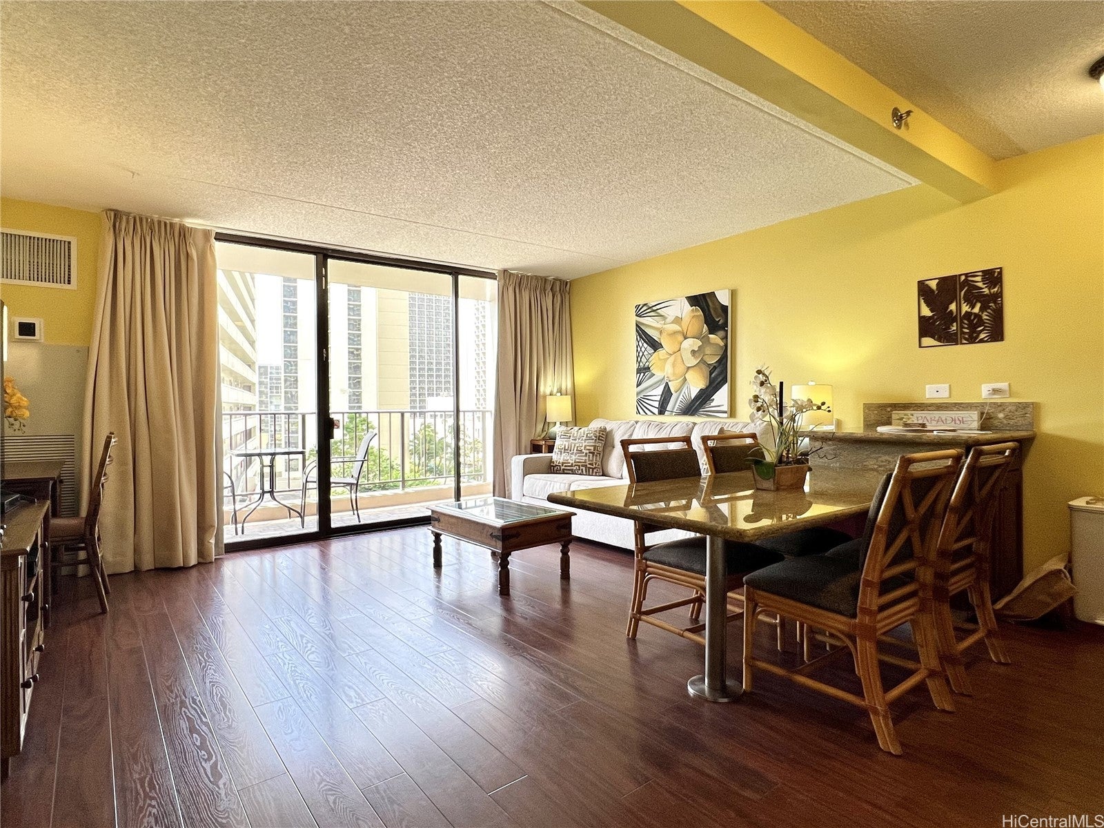 229 Paoakalani Avenue 812