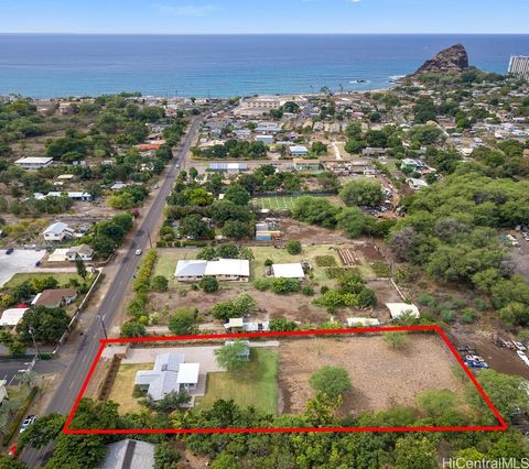 Photo of 84-358 Makaha Valley Road, Waianae, HI 96792 (MLS # 202525098)