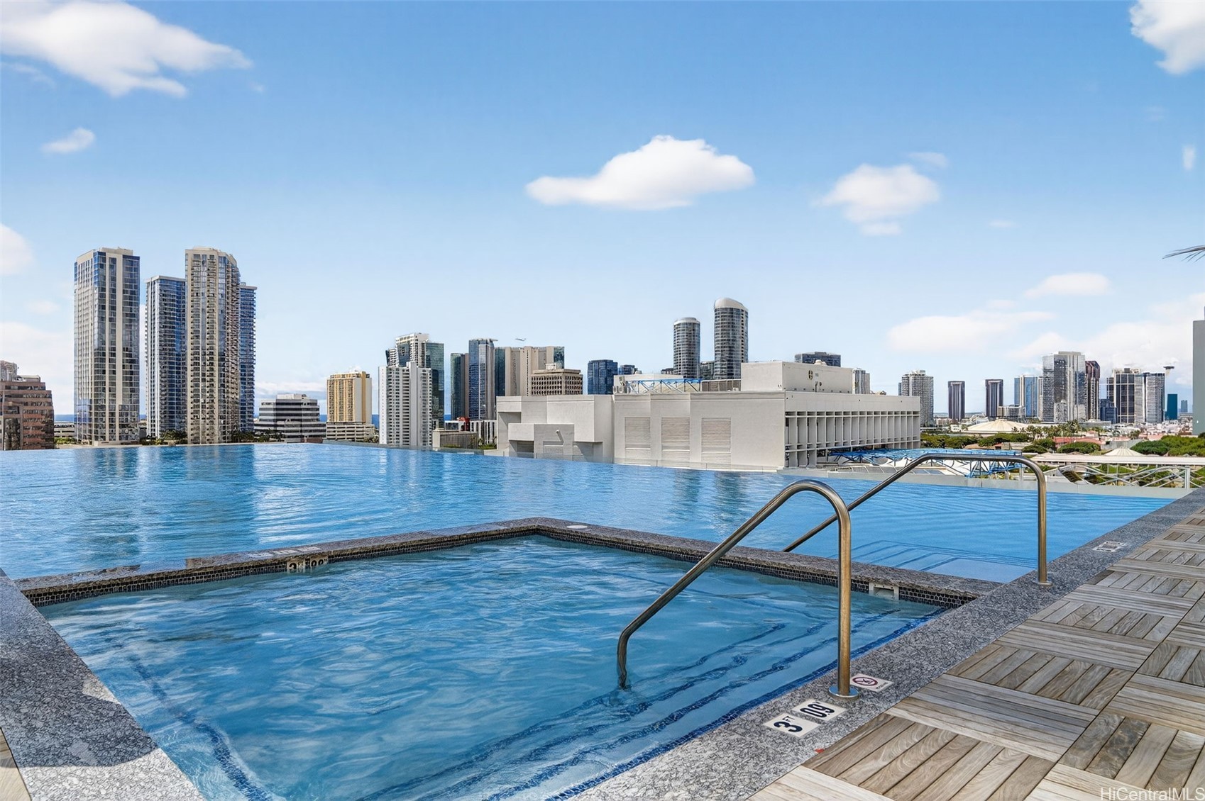 1515 Liona Street 4316