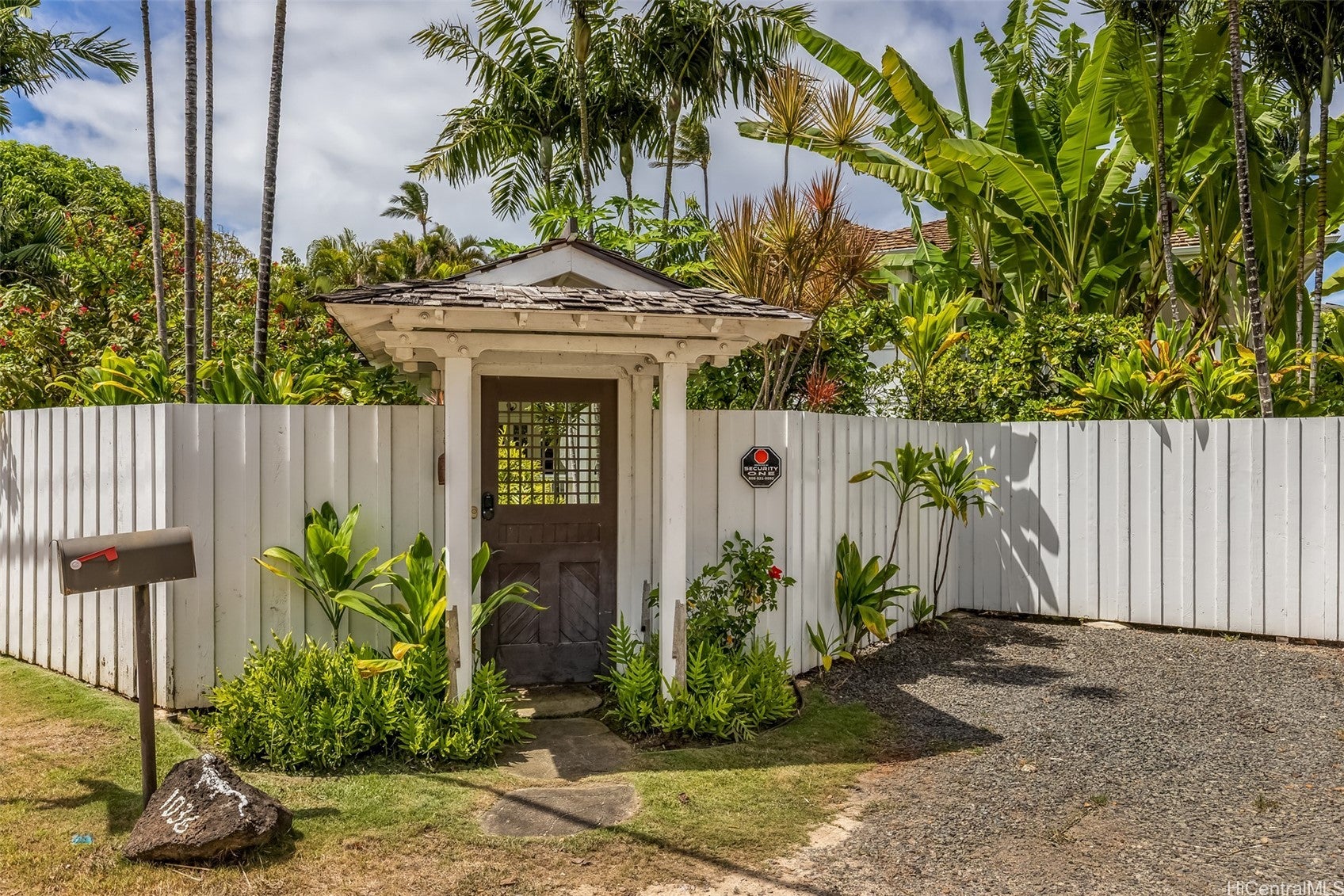 1036 Mokulua Drive