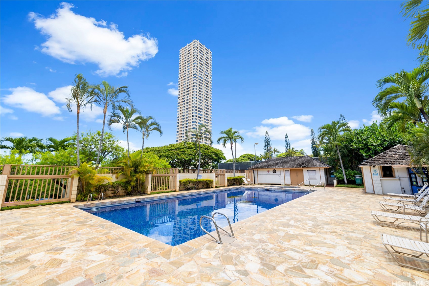 Century Park Plaza Condominium