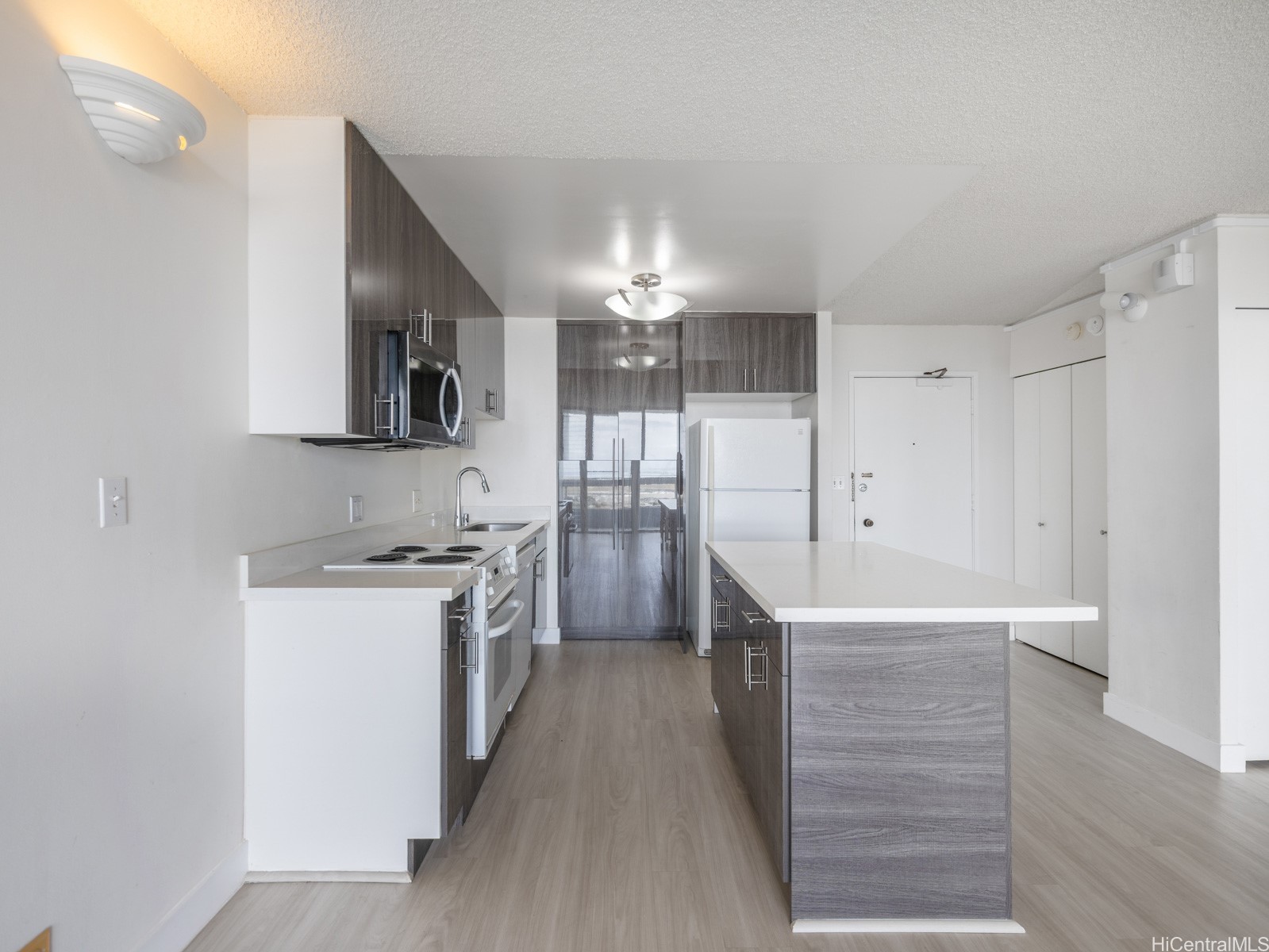 3045 Ala Napuaa Place 1818