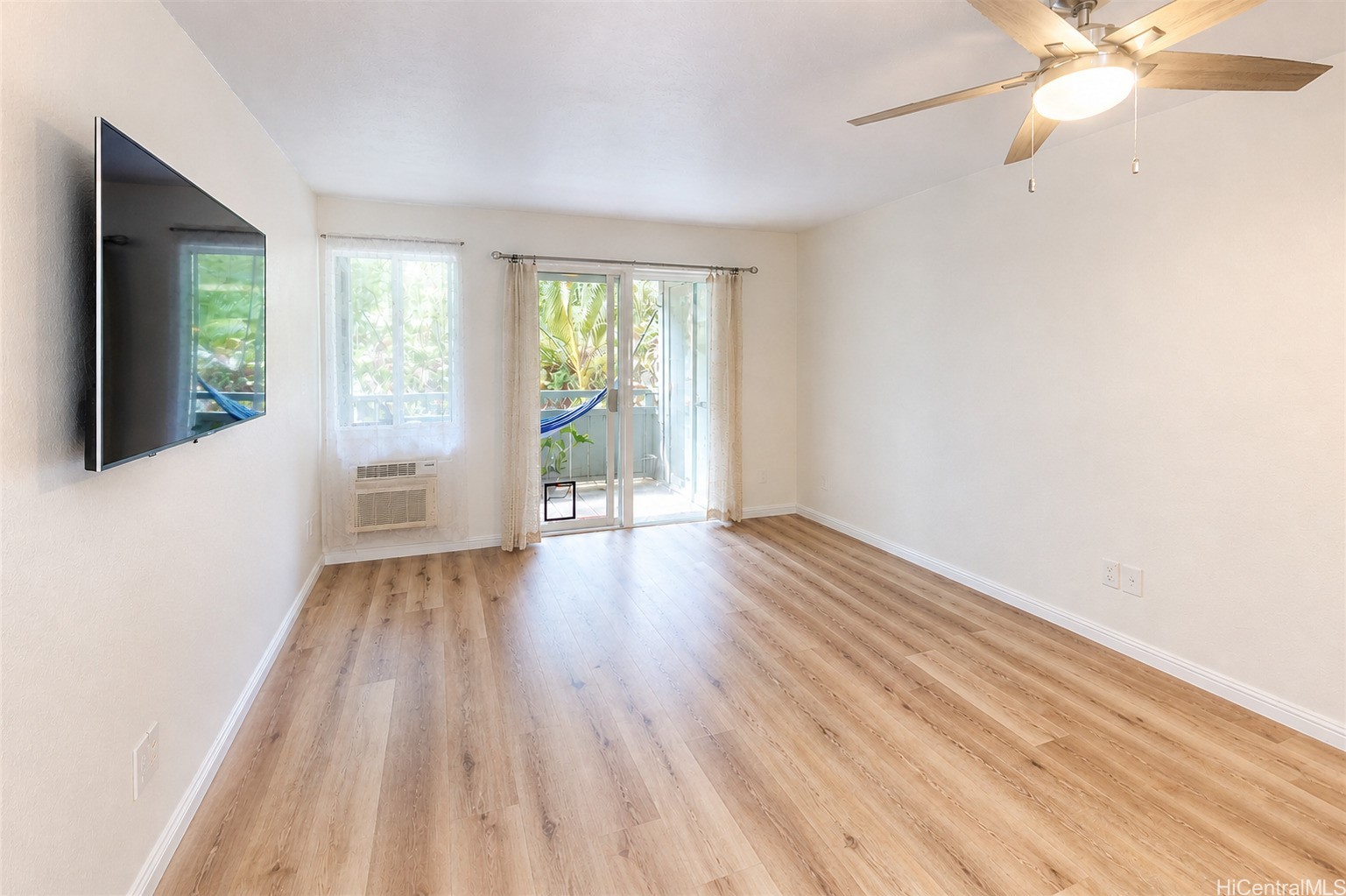 95-652 Wikao Street F203