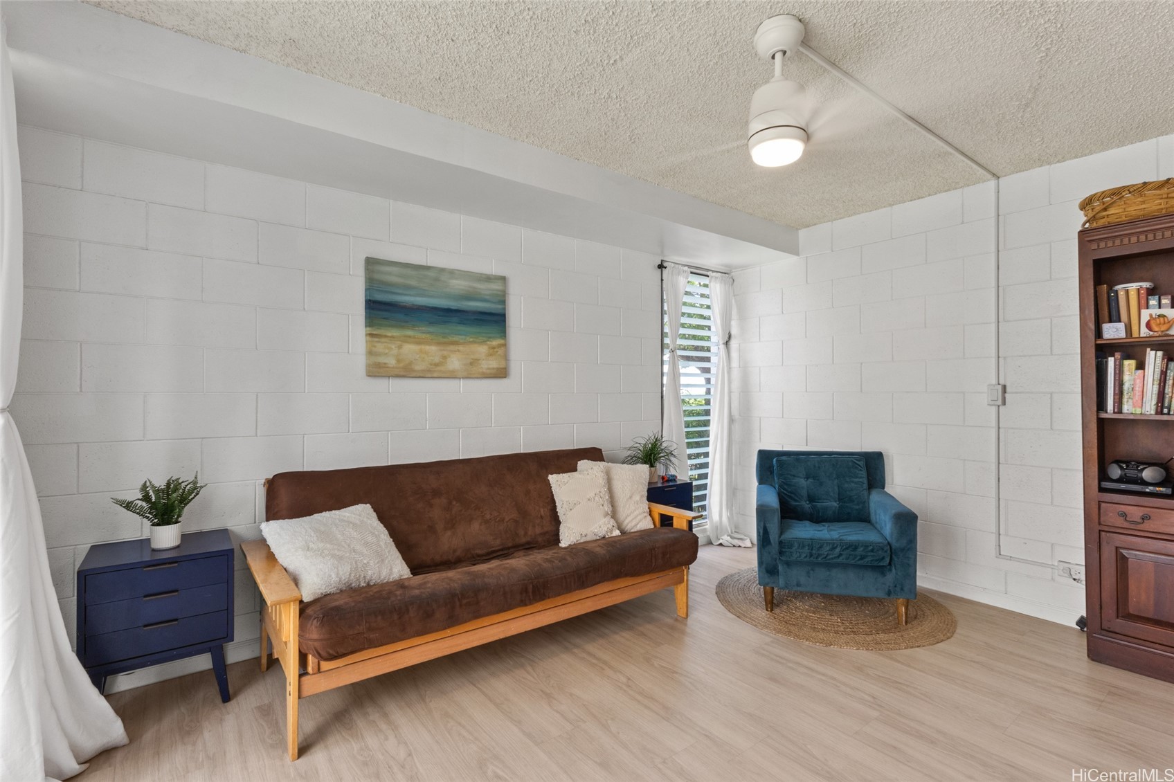 2055 Nuuanu Avenue 304