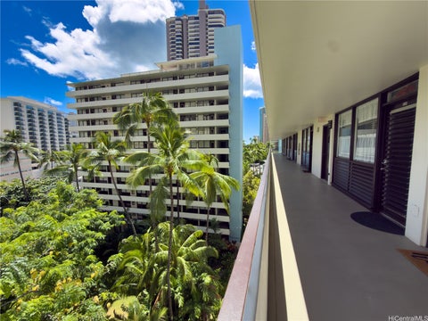 Photo of 425 Ena Road #805C, Honolulu, HI 96815 (MLS # 202617453)