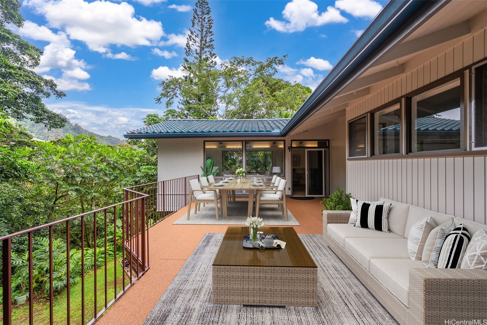 3621 Nuuanu Pali Drive