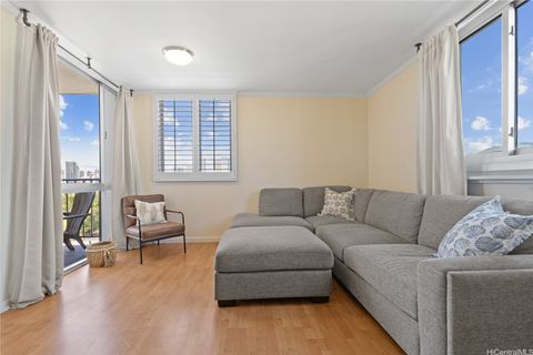 2916 Date Street 9A Honolulu HI 96816