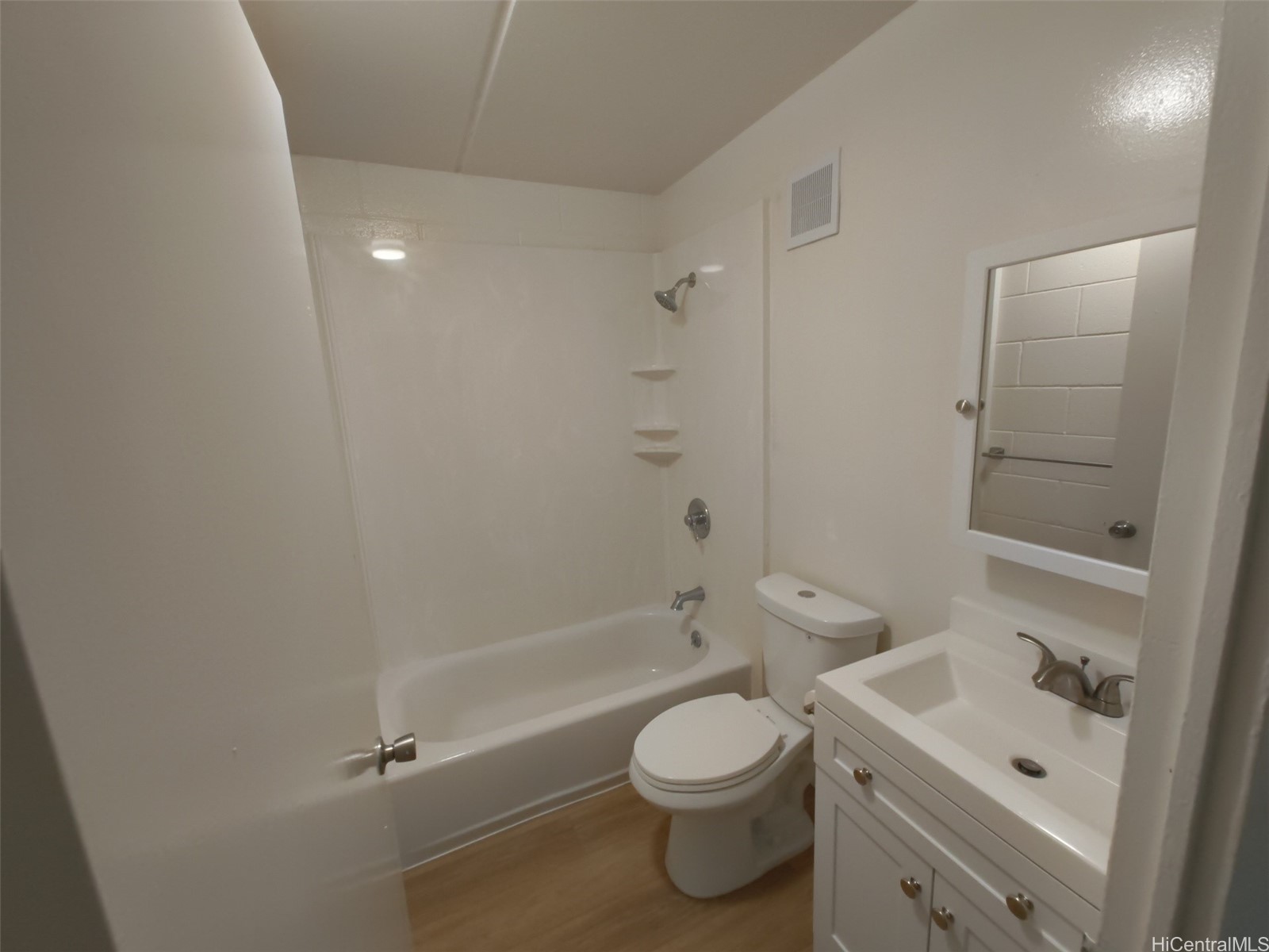 Makiki Courte Residential Lease