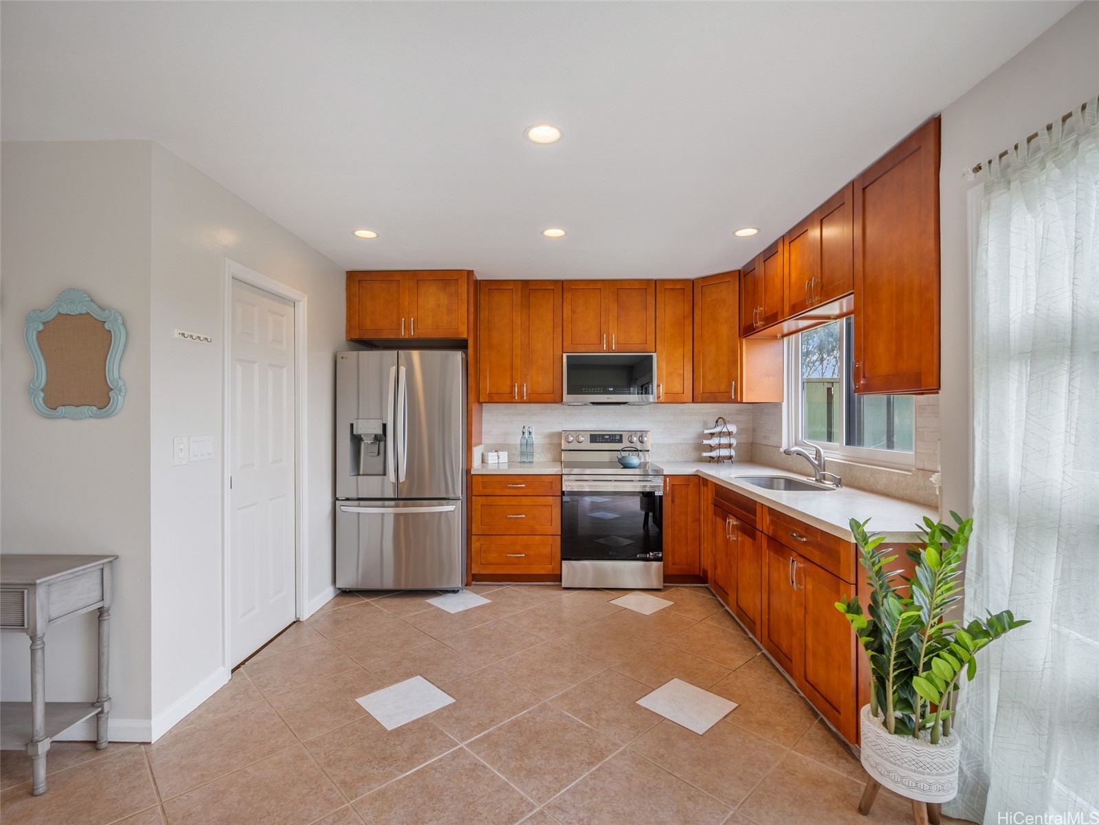 92-926 Welo Street 57