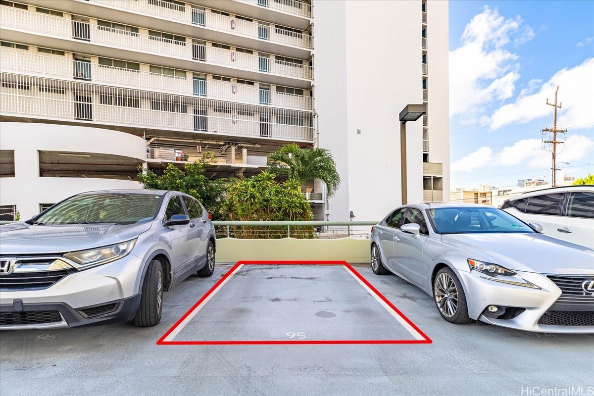 Iolani Regent Condominium