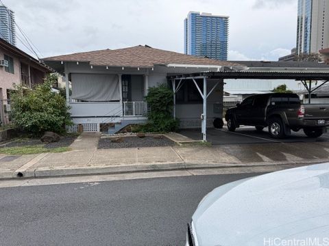 Photo of 711 Birch Street, Honolulu, HI 96814 (MLS # 202604728)