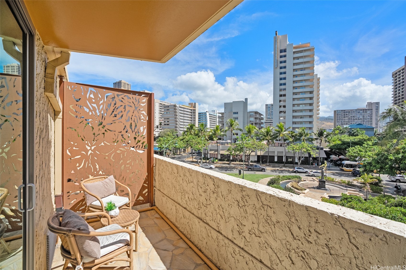 2045 Kalakaua Avenue 118