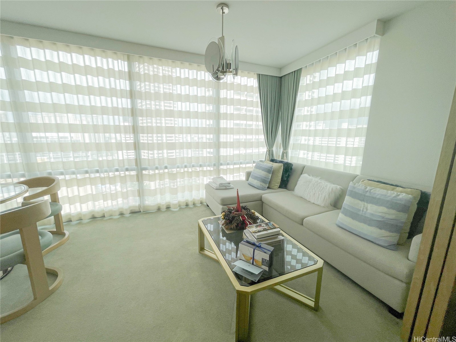 383 Kalaimoku Street 1601