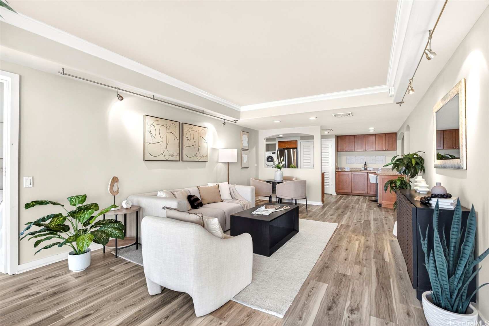 700 Richards Street 2510