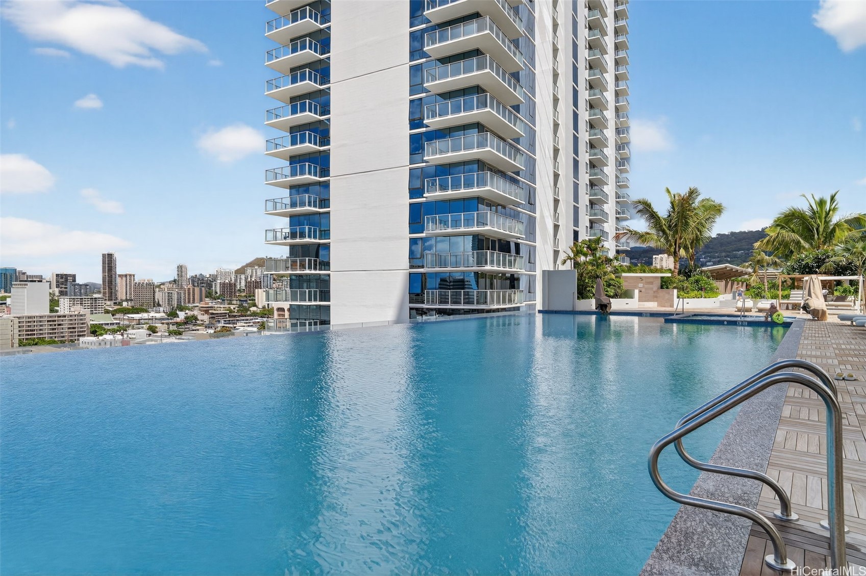 1500 Rycroft Street 1704R