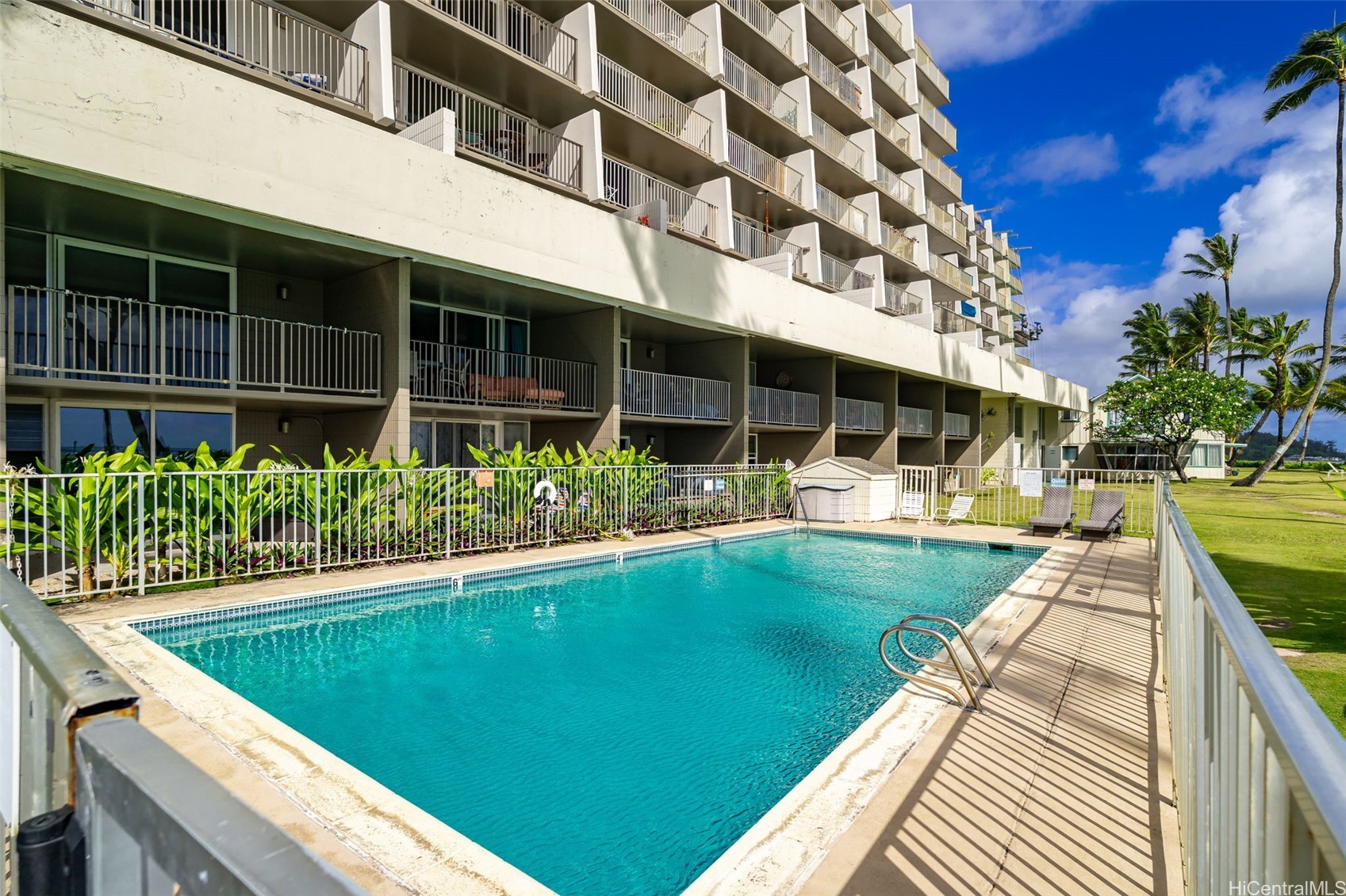 Pats At Punaluu Condominium