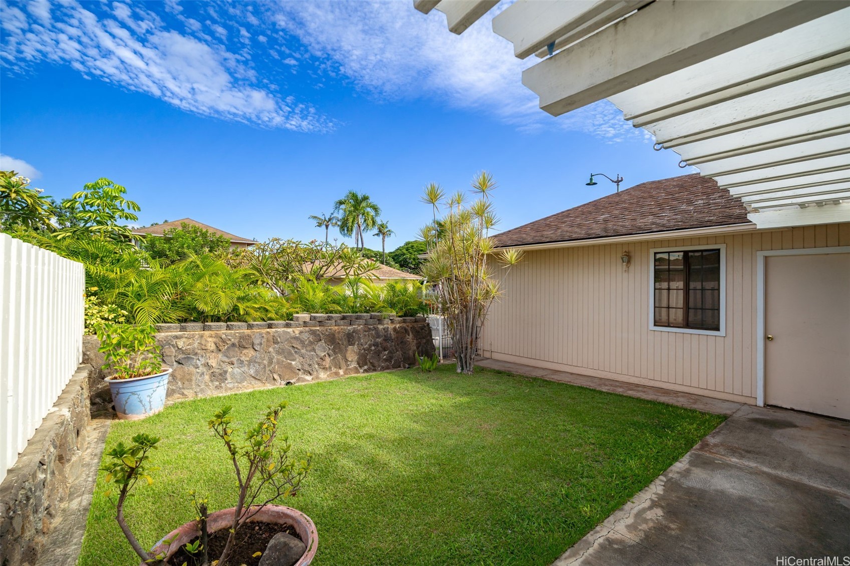 91-108 Nehupala Place