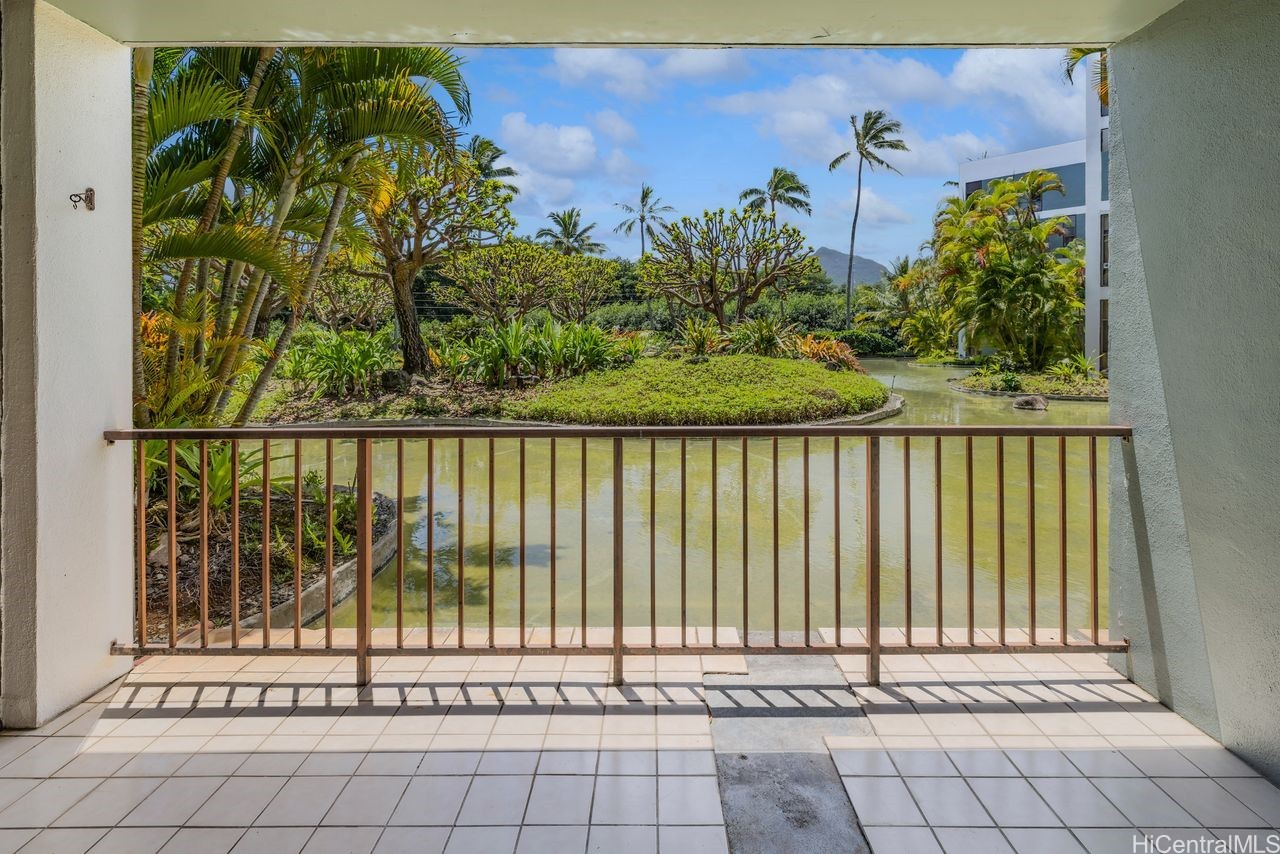 1030 Aoloa Place 104A
