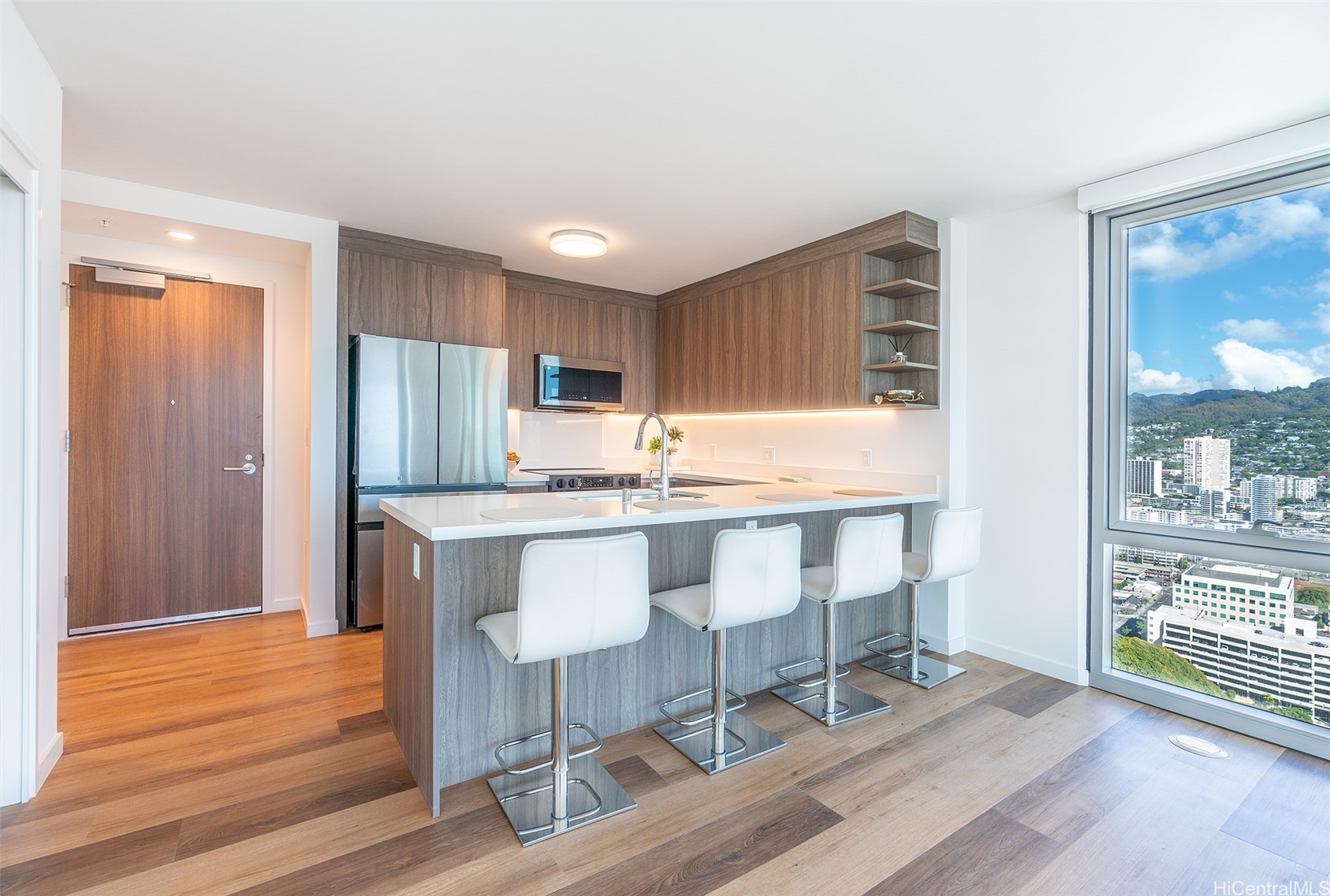 1500 Rycroft Street 3701R