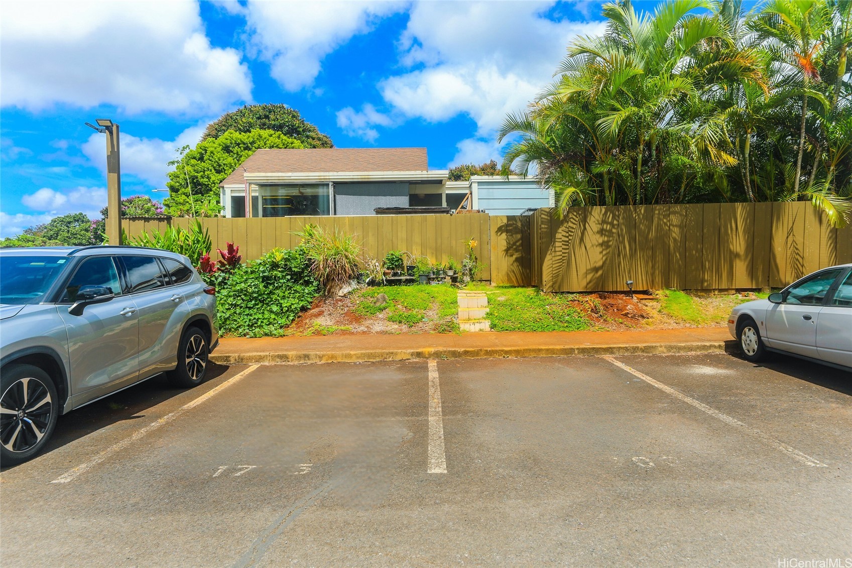 Lanikuhana Patio Homes Condominium