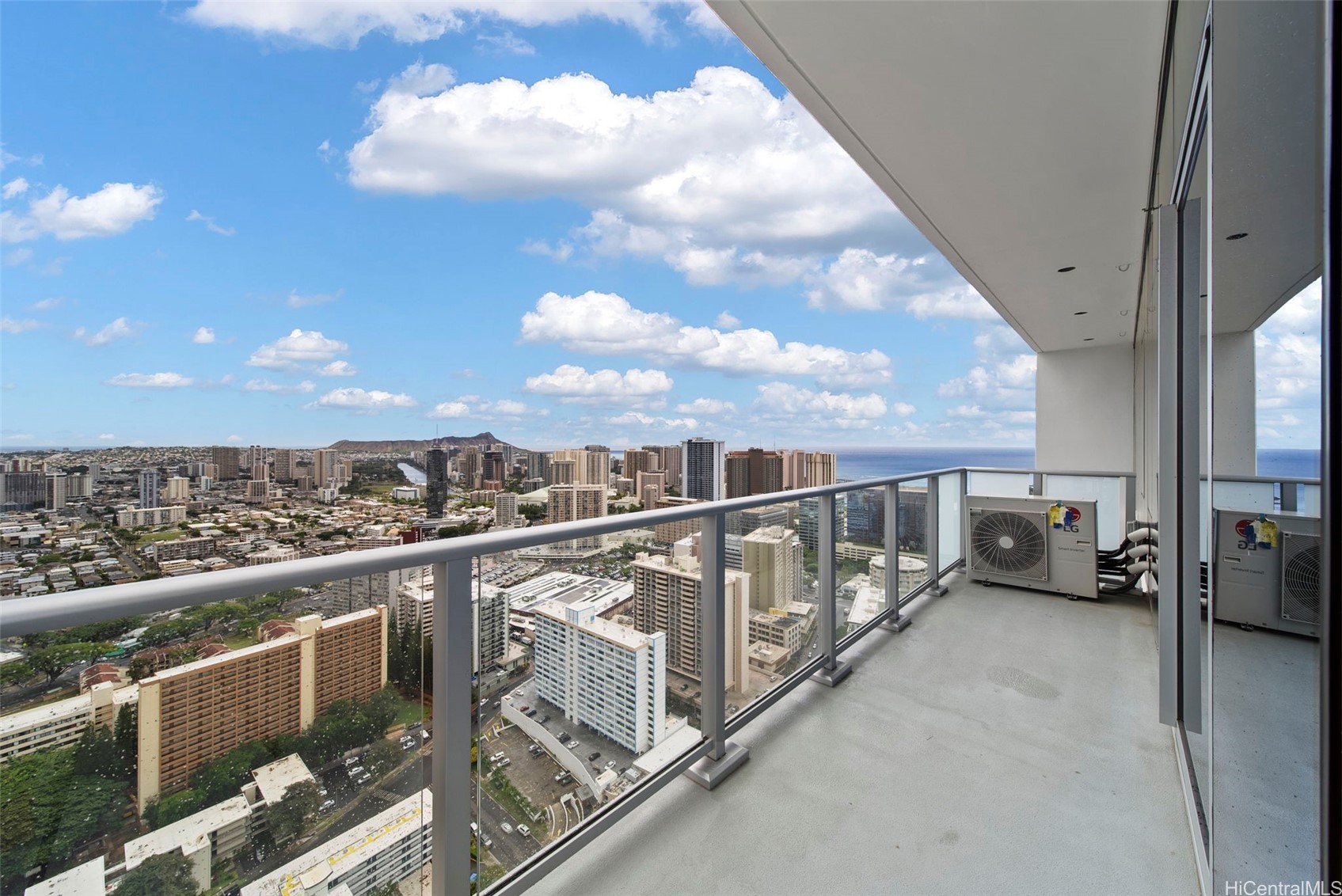 1500 Rycroft Street PH 4401