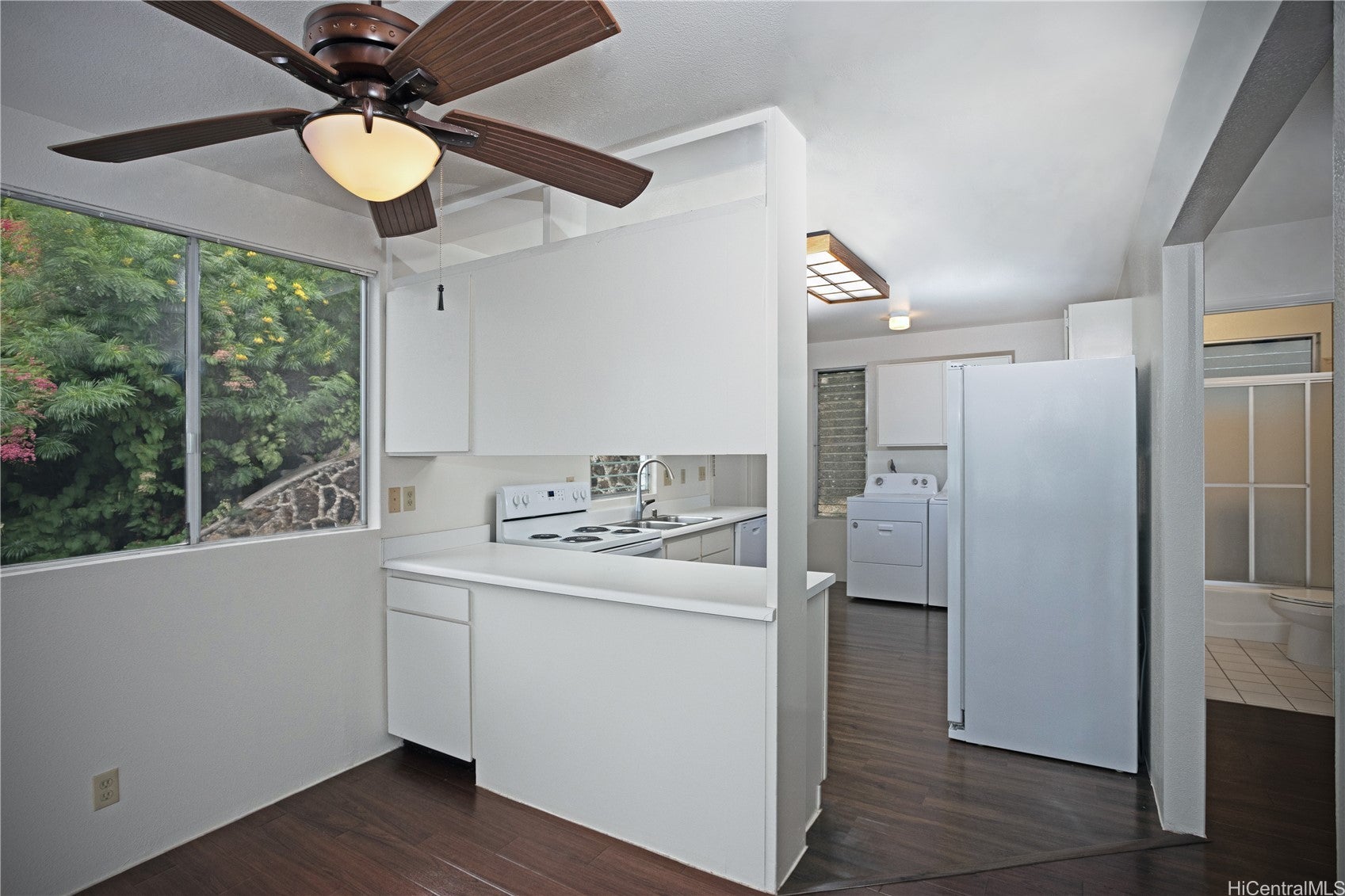 5864 Kalanianaole Highway B
