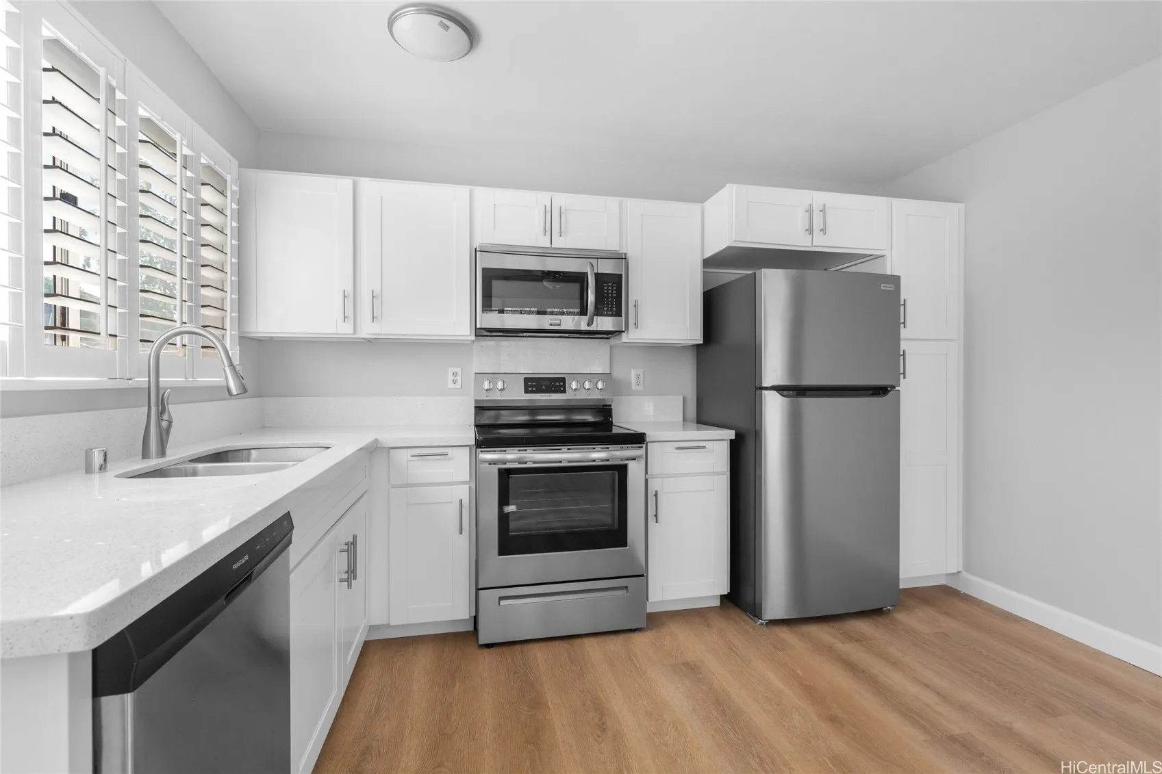 Ewa Beach, Hawaii 96706, United States, 3 Bedrooms Bedrooms, ,3 BathroomsBathrooms,Residential,Active,180401