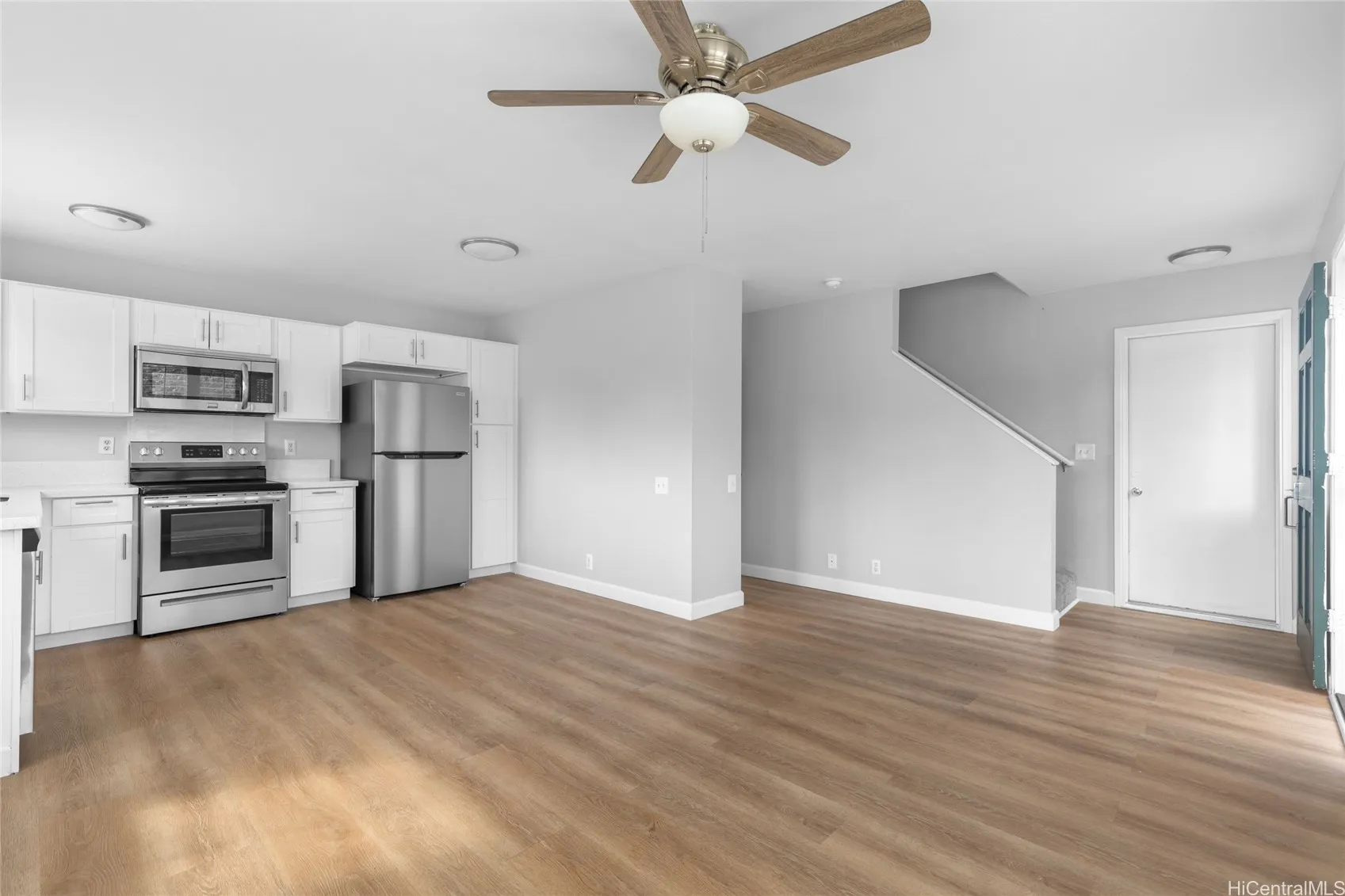 Ewa Beach, Hawaii 96706, United States, 3 Bedrooms Bedrooms, ,3 BathroomsBathrooms,Residential,Active,180401