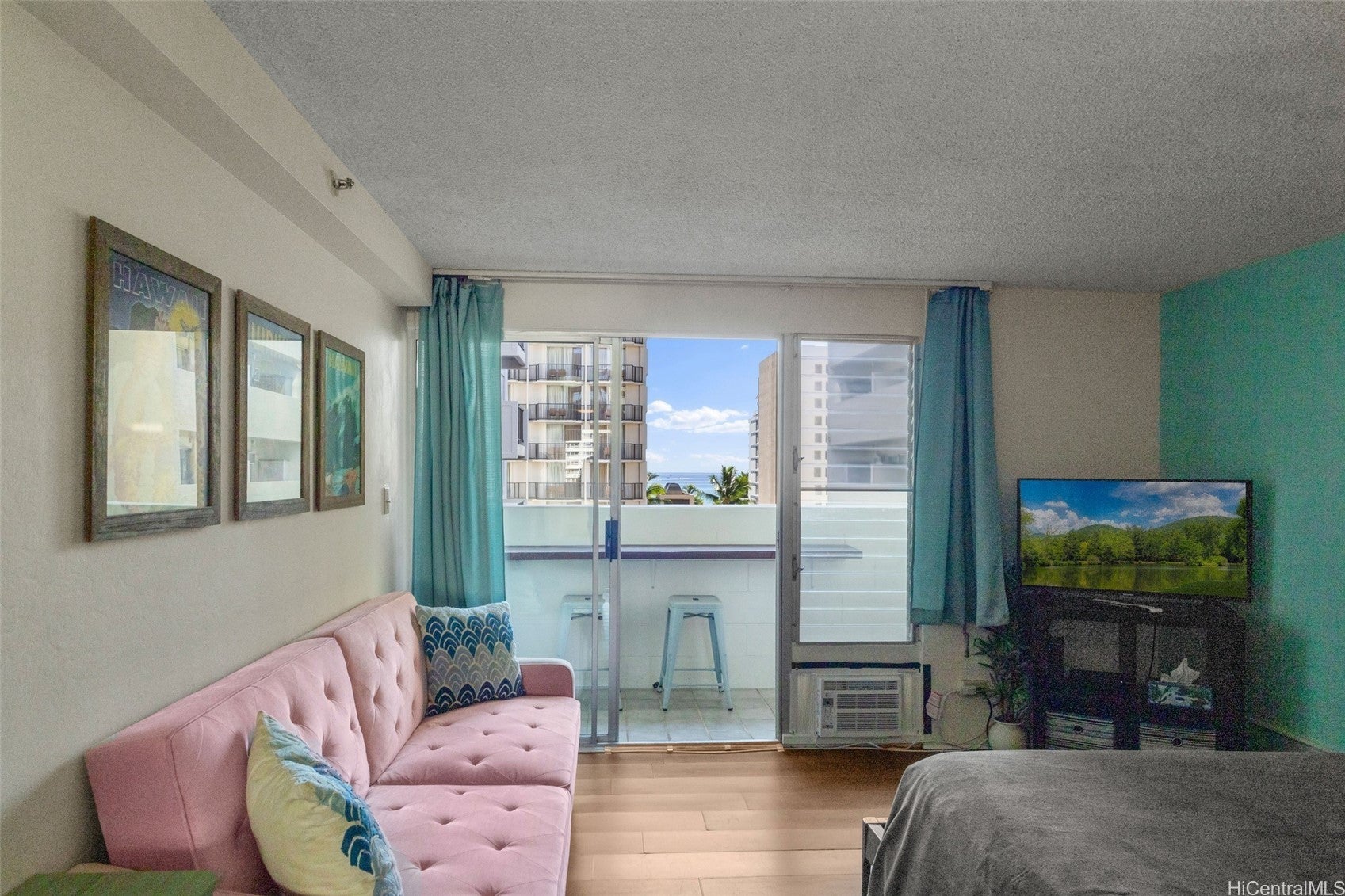 2463 Kuhio Avenue 905