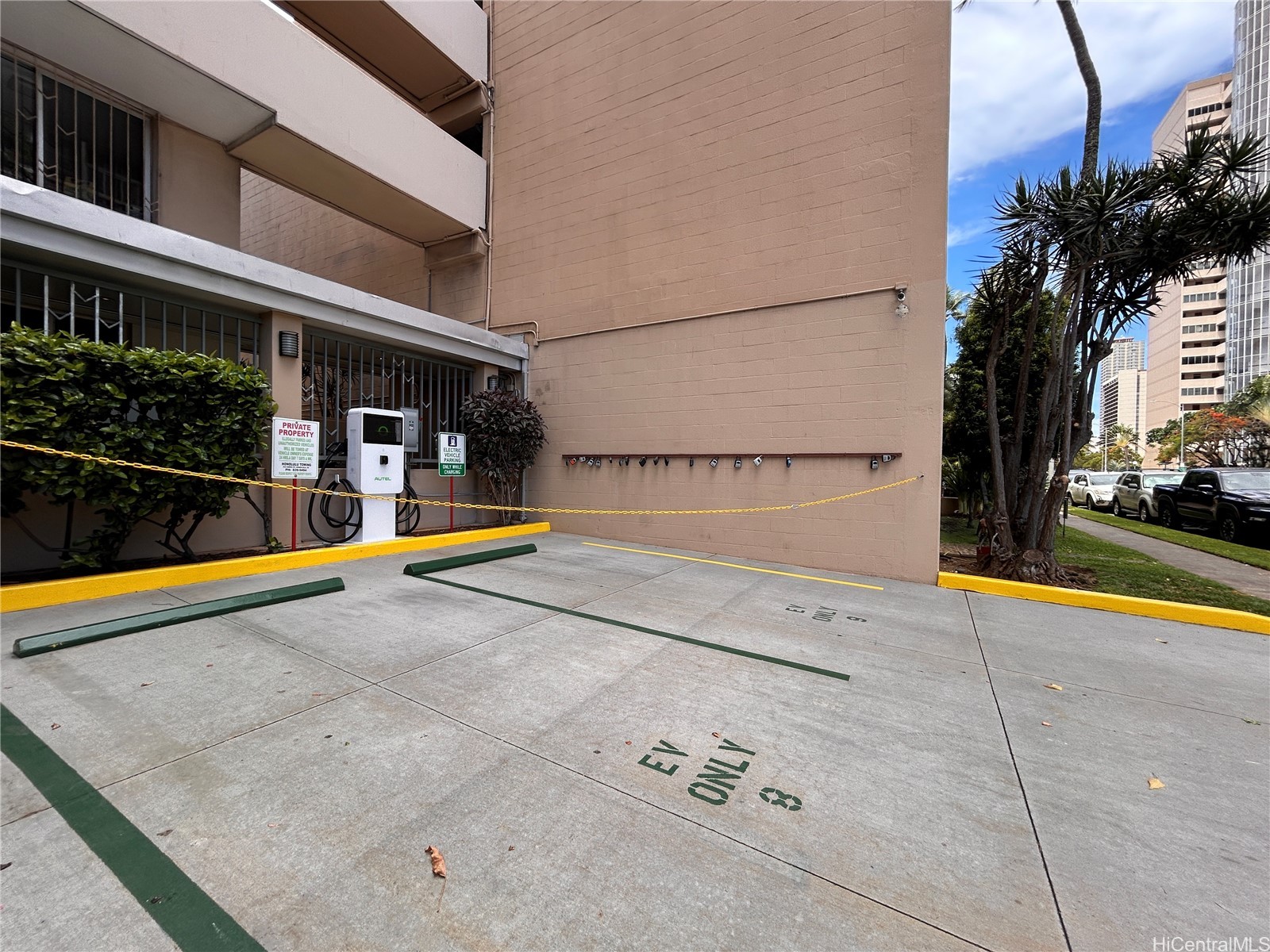 Ala Wai Plaza Skyrise Residential Lease