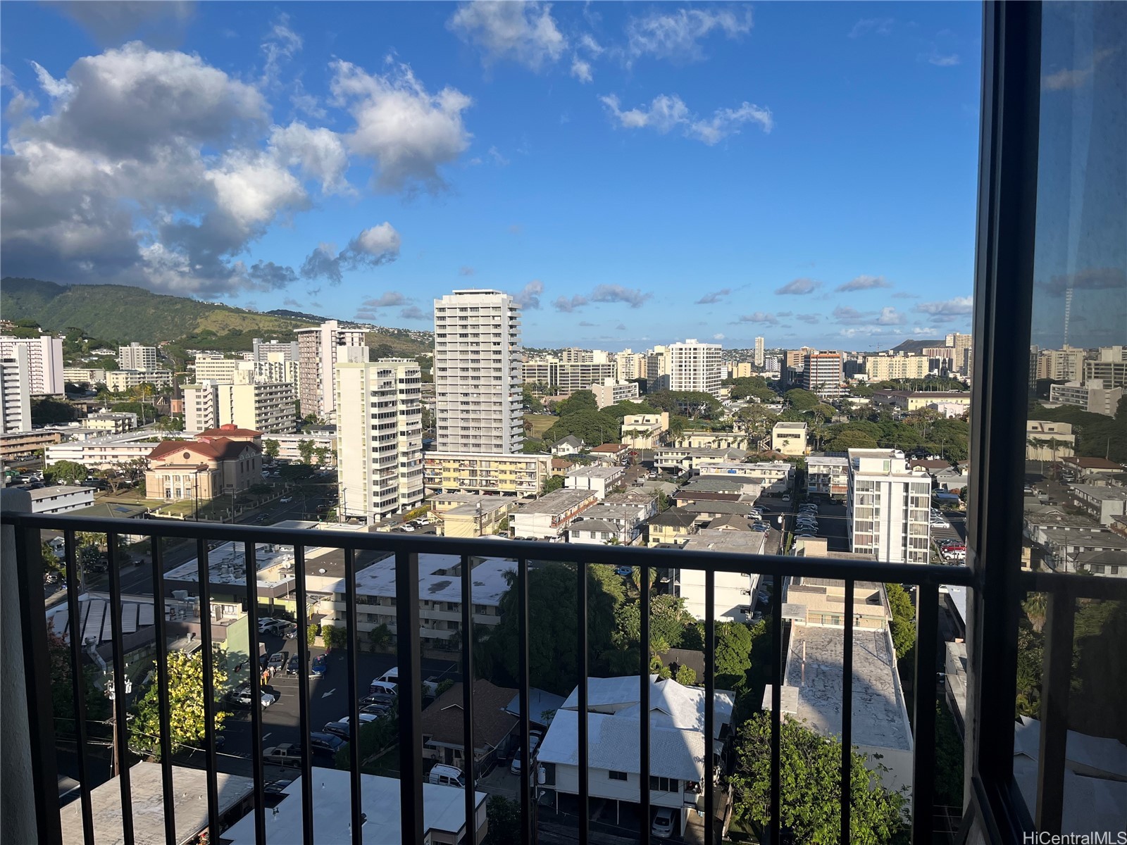 1571 Piikoi Street 1503