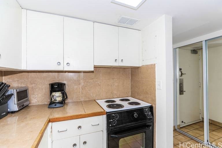 1777 Ala Moana Boulevard 1113