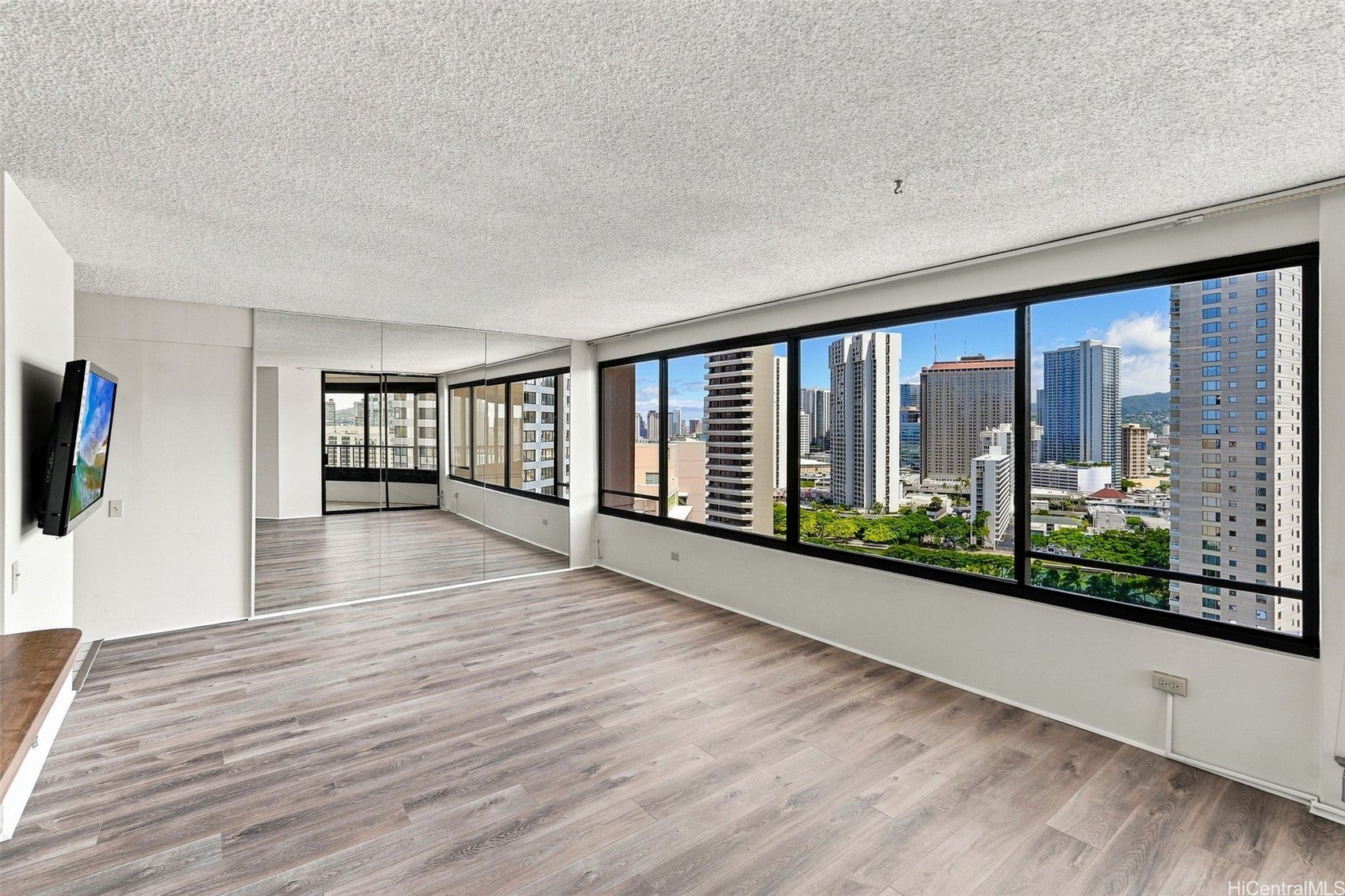 1778 Ala Moana Boulevard 2206