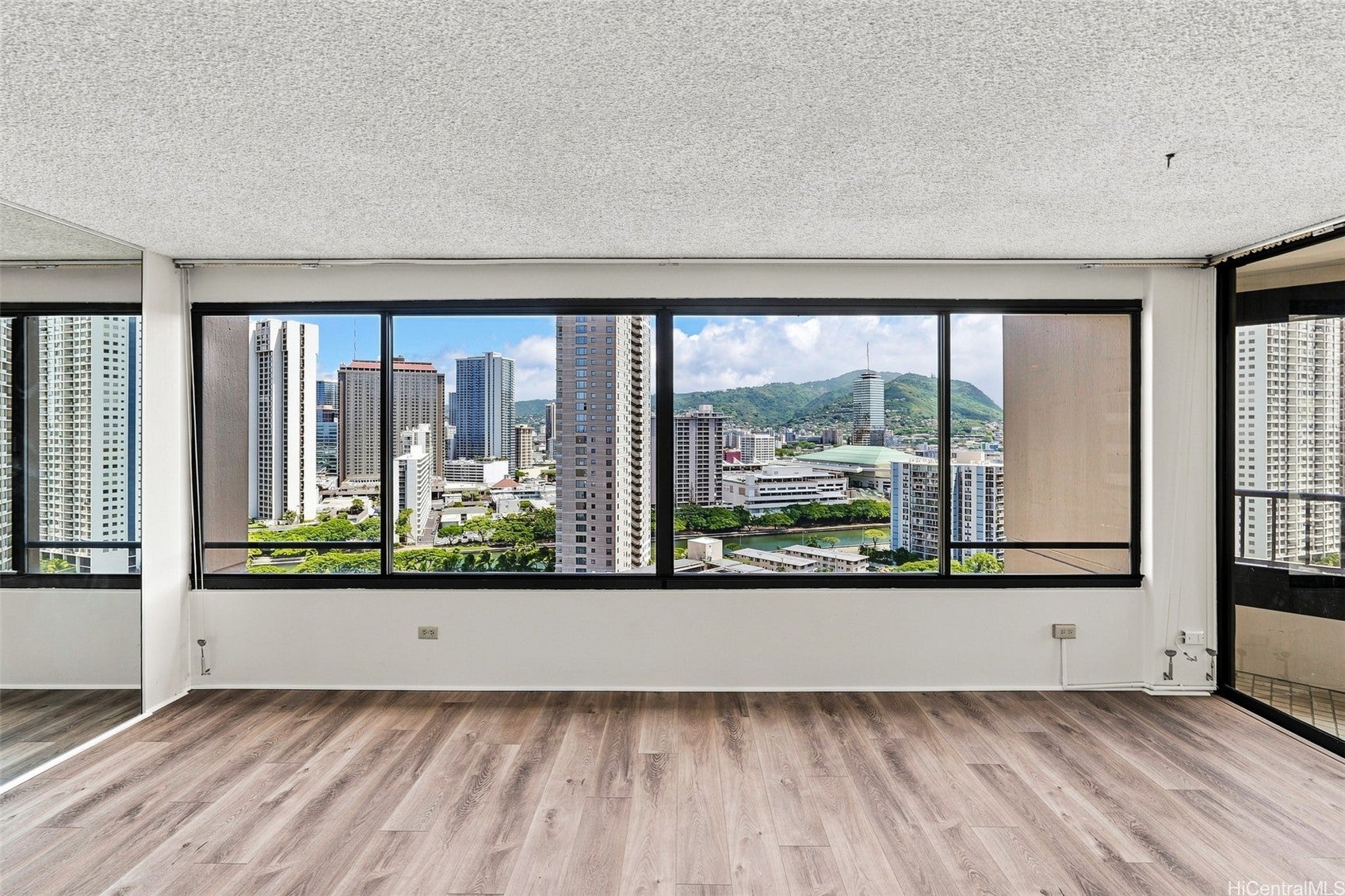 1778 Ala Moana Boulevard 2206