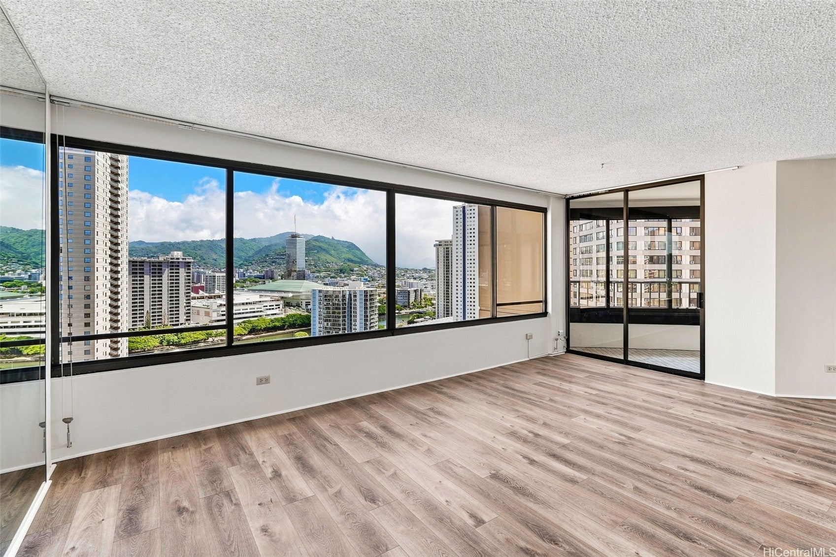 1778 Ala Moana Boulevard 2206