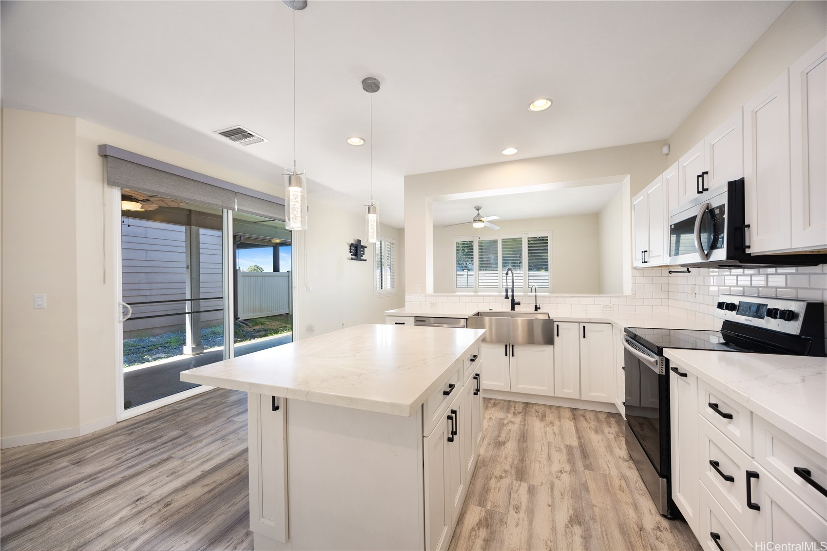91-6221 Kapolei Parkway 309
