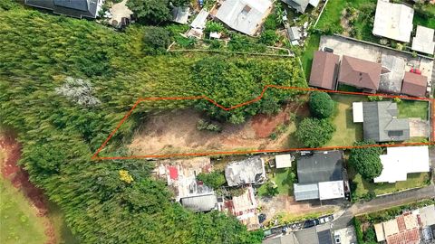 Photo of 95-246 Wailawa Street, Mililani, HI 96789 (MLS # 202606506)