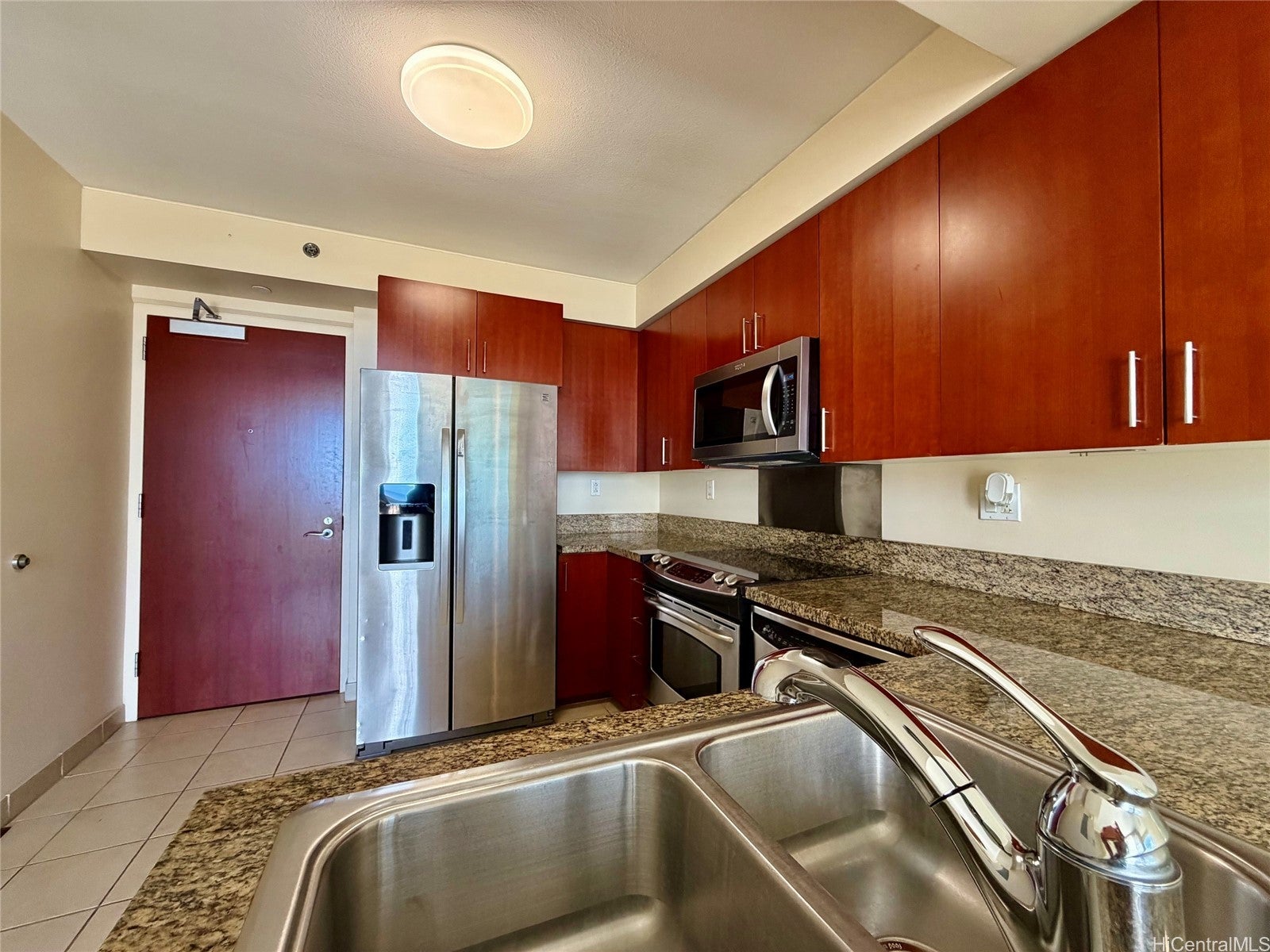 909 Kapiolani Boulevard 2303