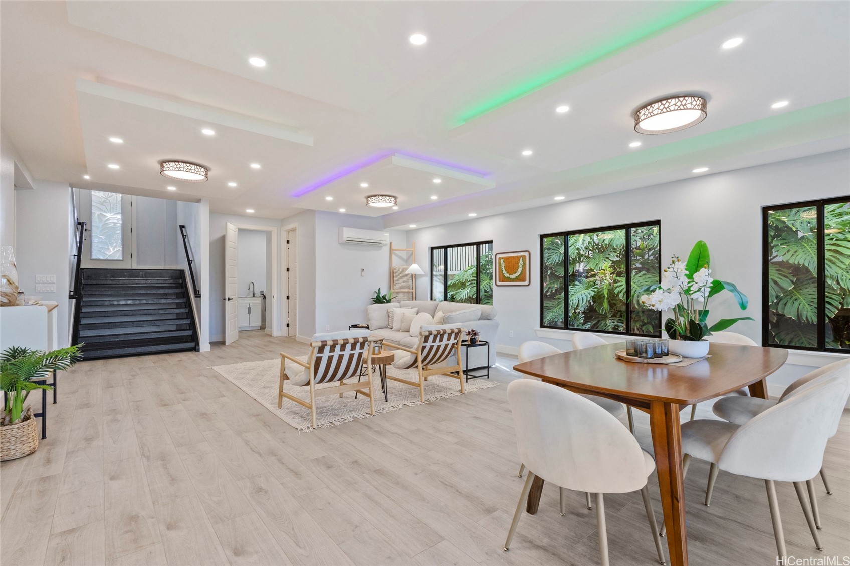 92-1266 Hookeha Street